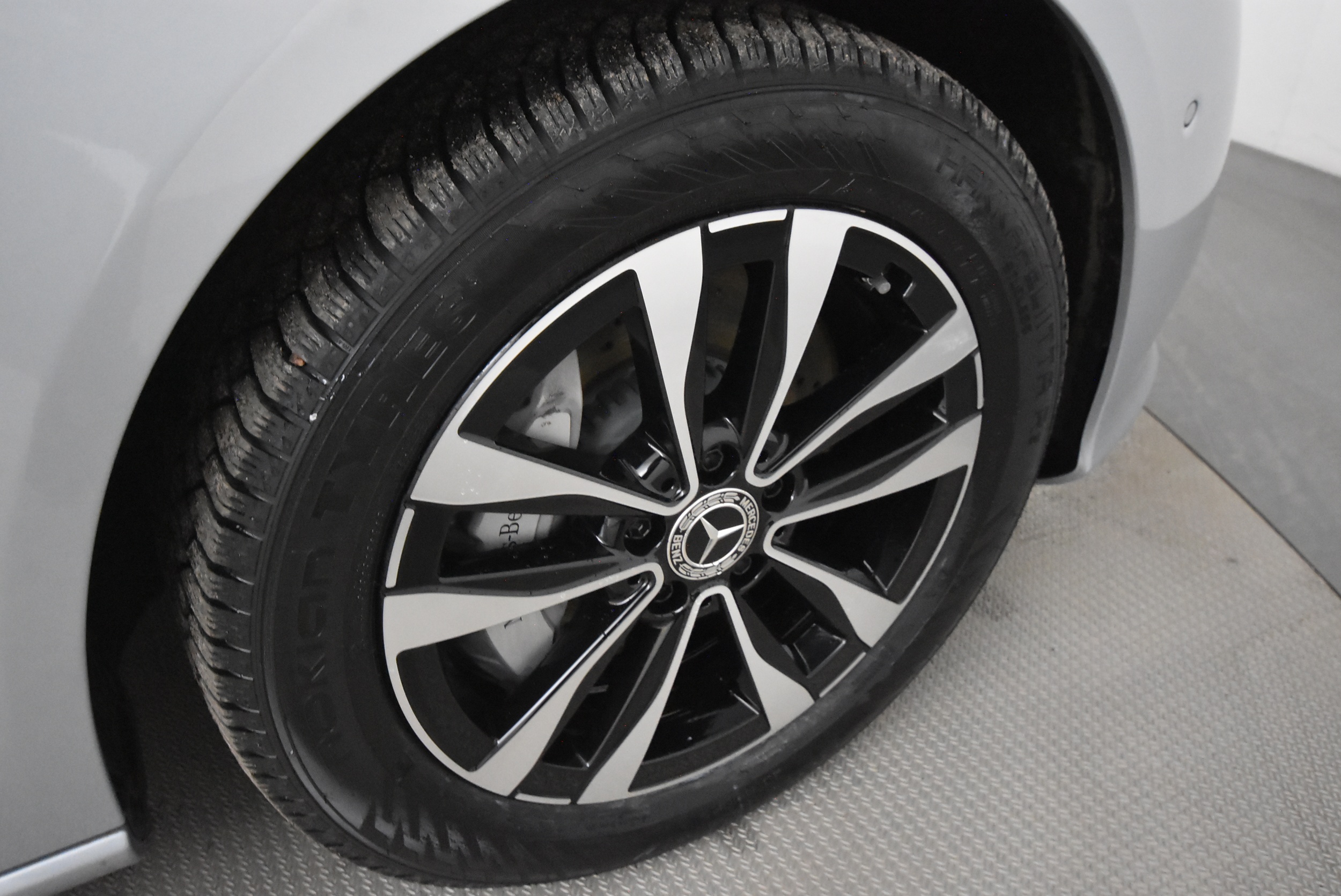 Mercedes-Benz C 2025