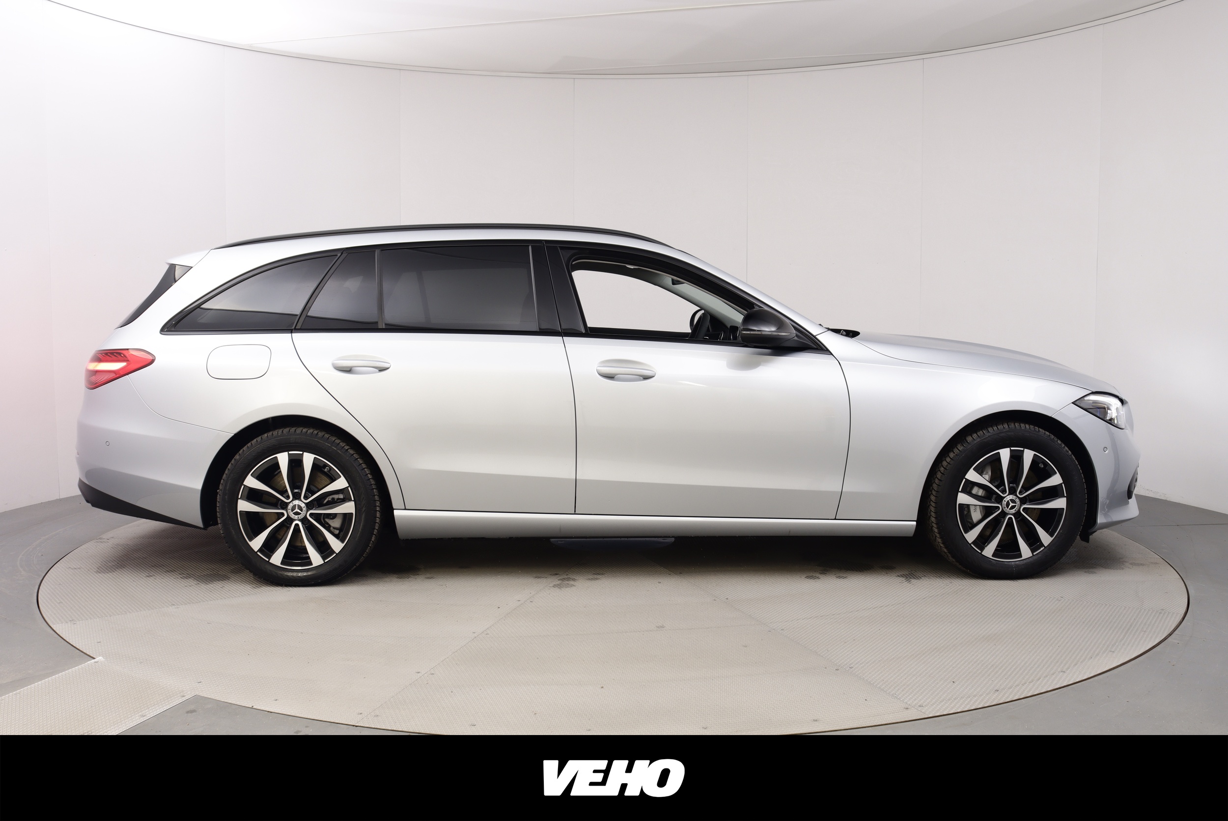 Mercedes-Benz C 2025