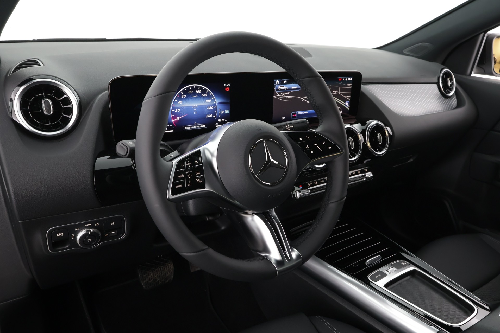 Mercedes-Benz GLA 2026