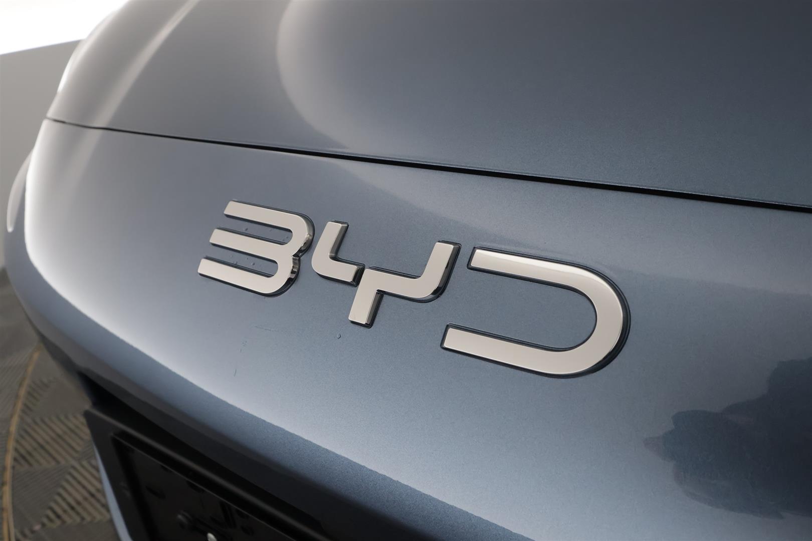 BYD Seal 6 DM-i 2025