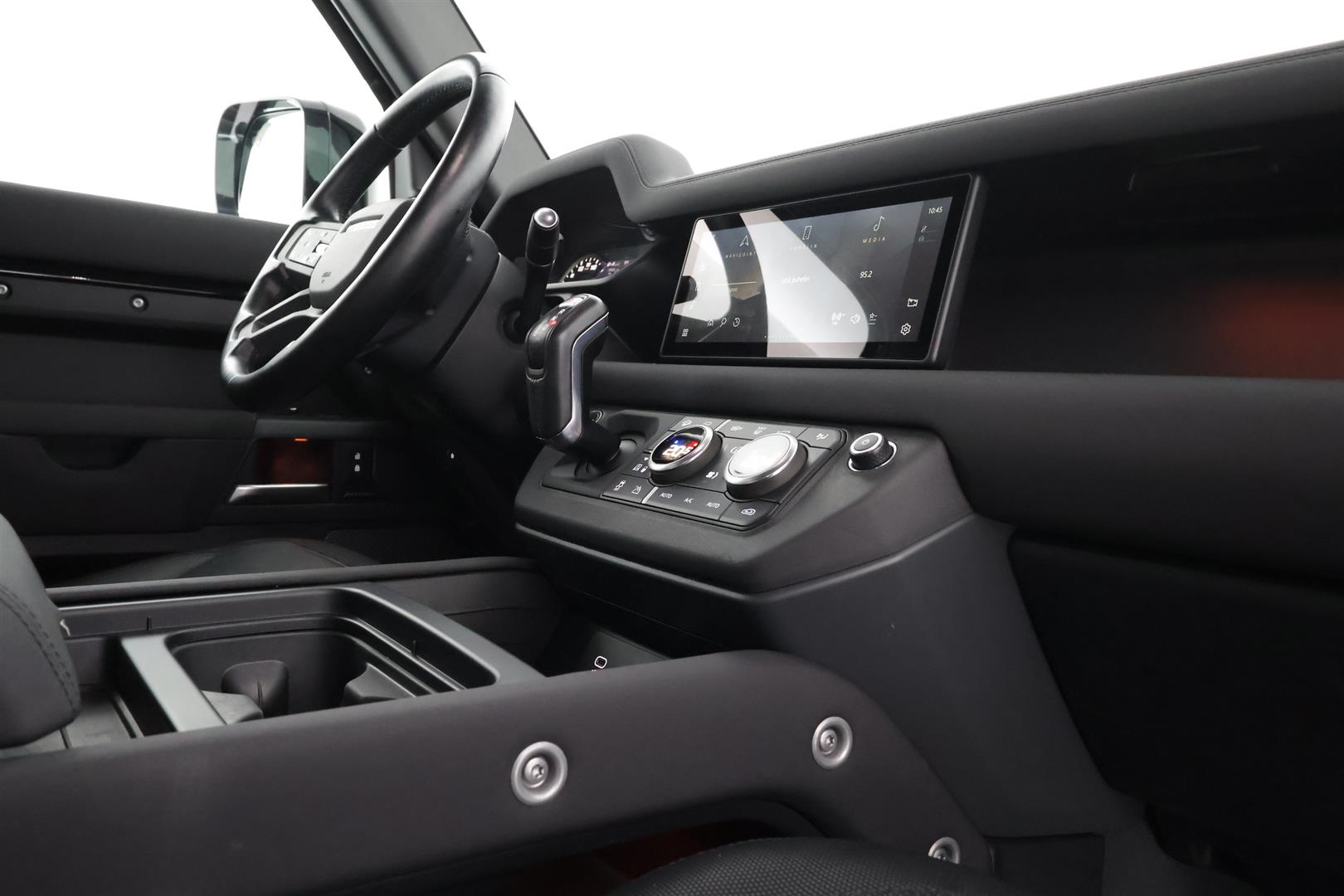 Land Rover Defender 2022