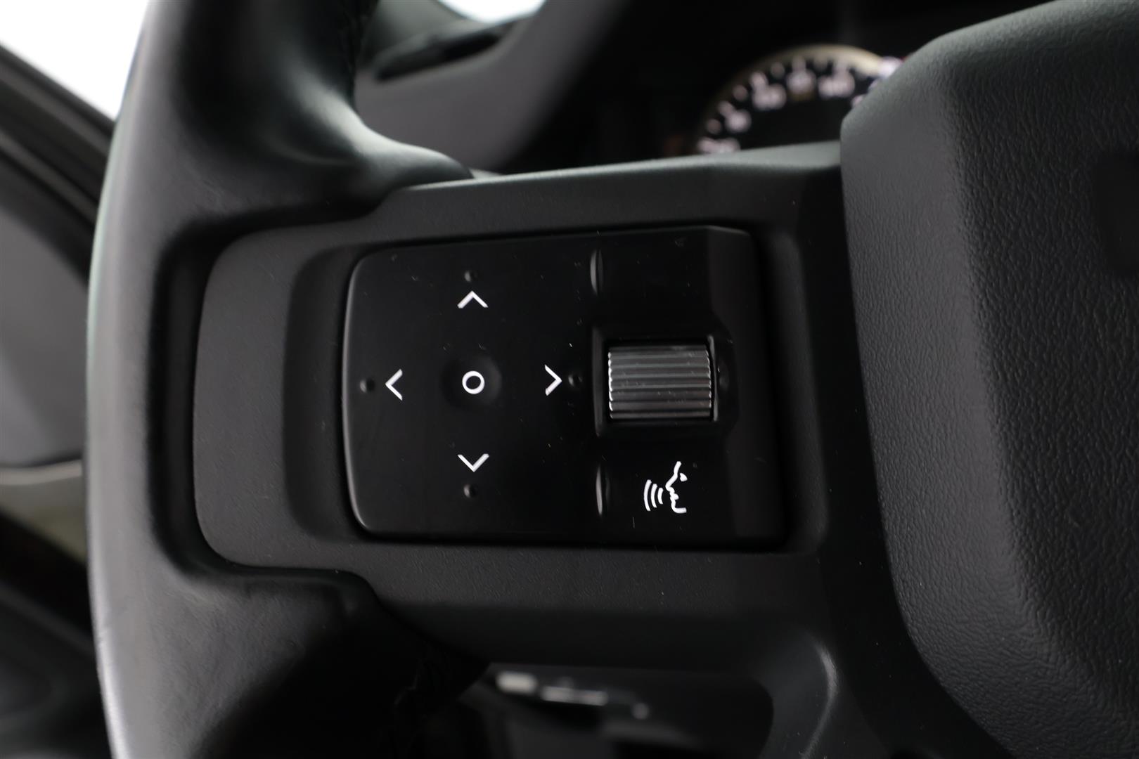 Land Rover Defender 2022