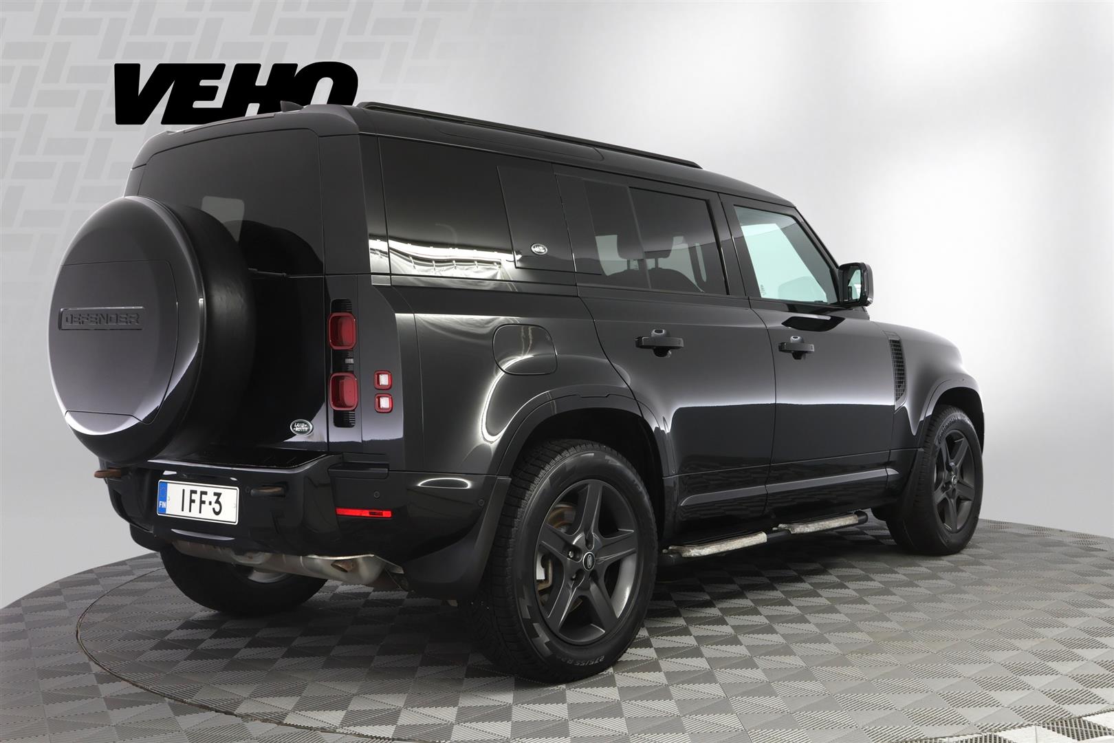 Land Rover Defender 2022