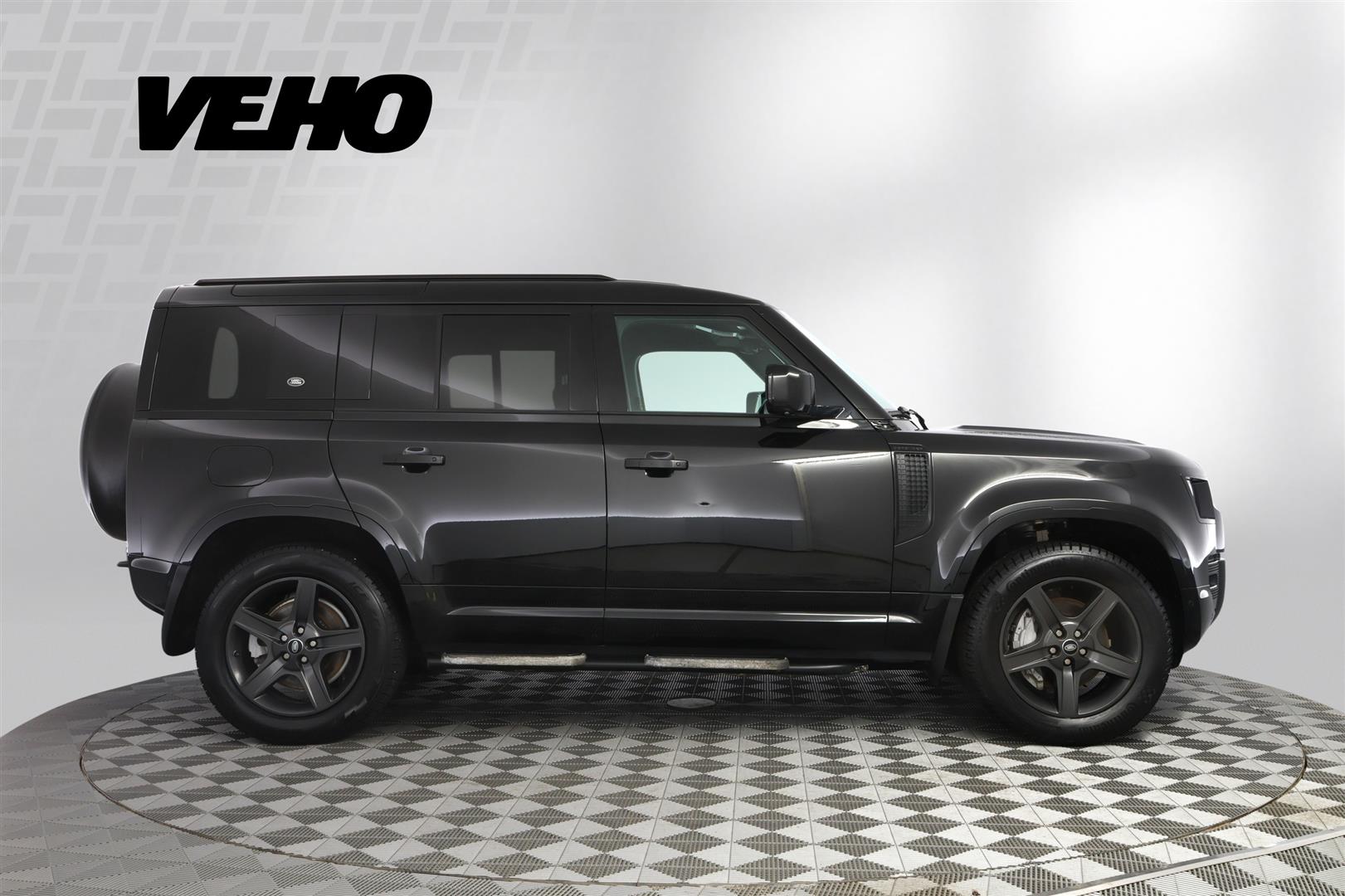 Land Rover Defender 2022