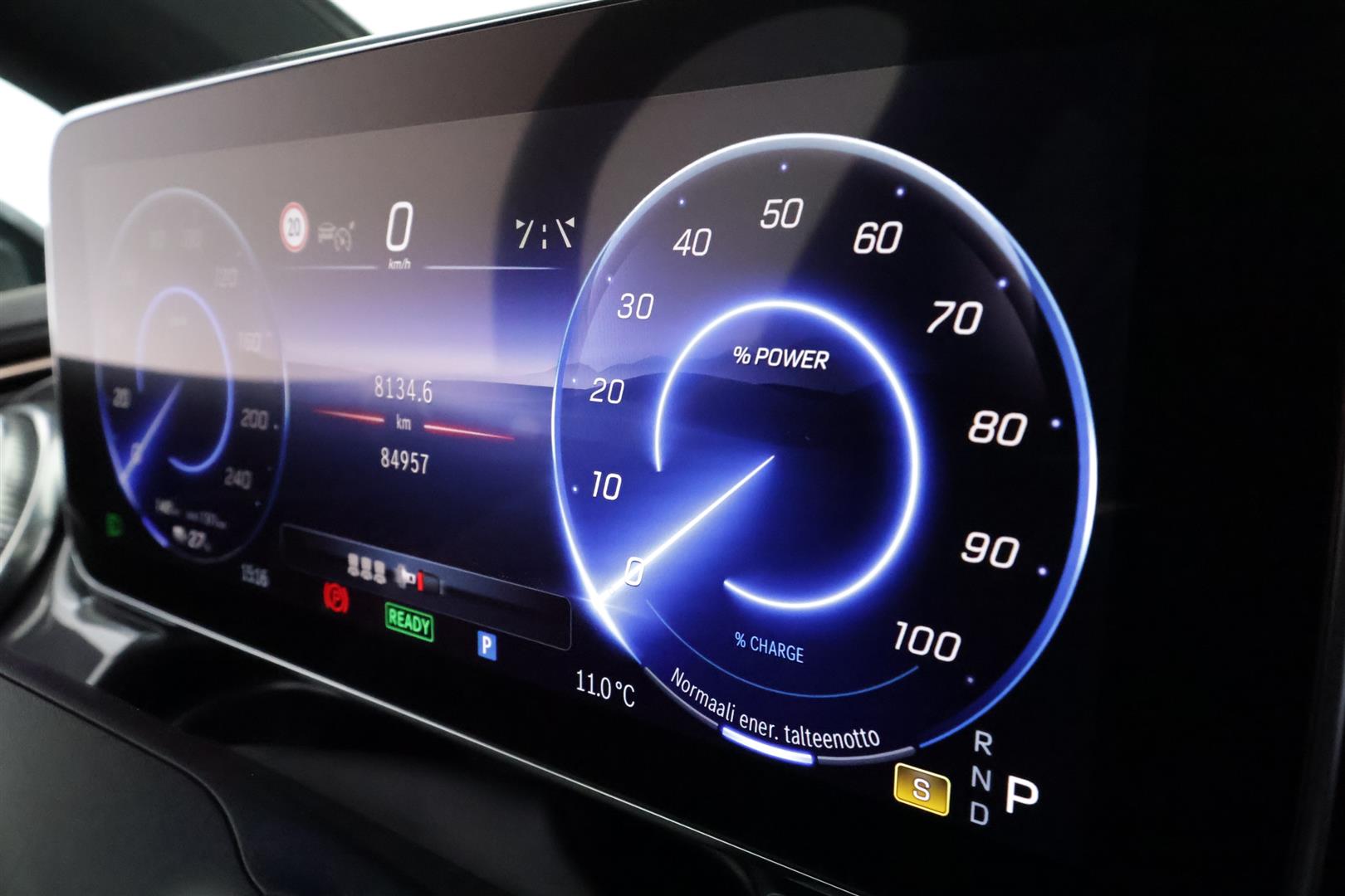 MERCEDES-BENZ EQS 2023