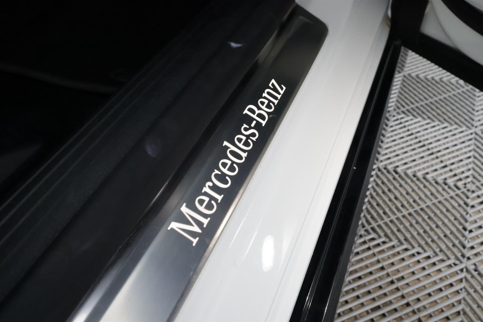 MERCEDES-BENZ EQS 2023