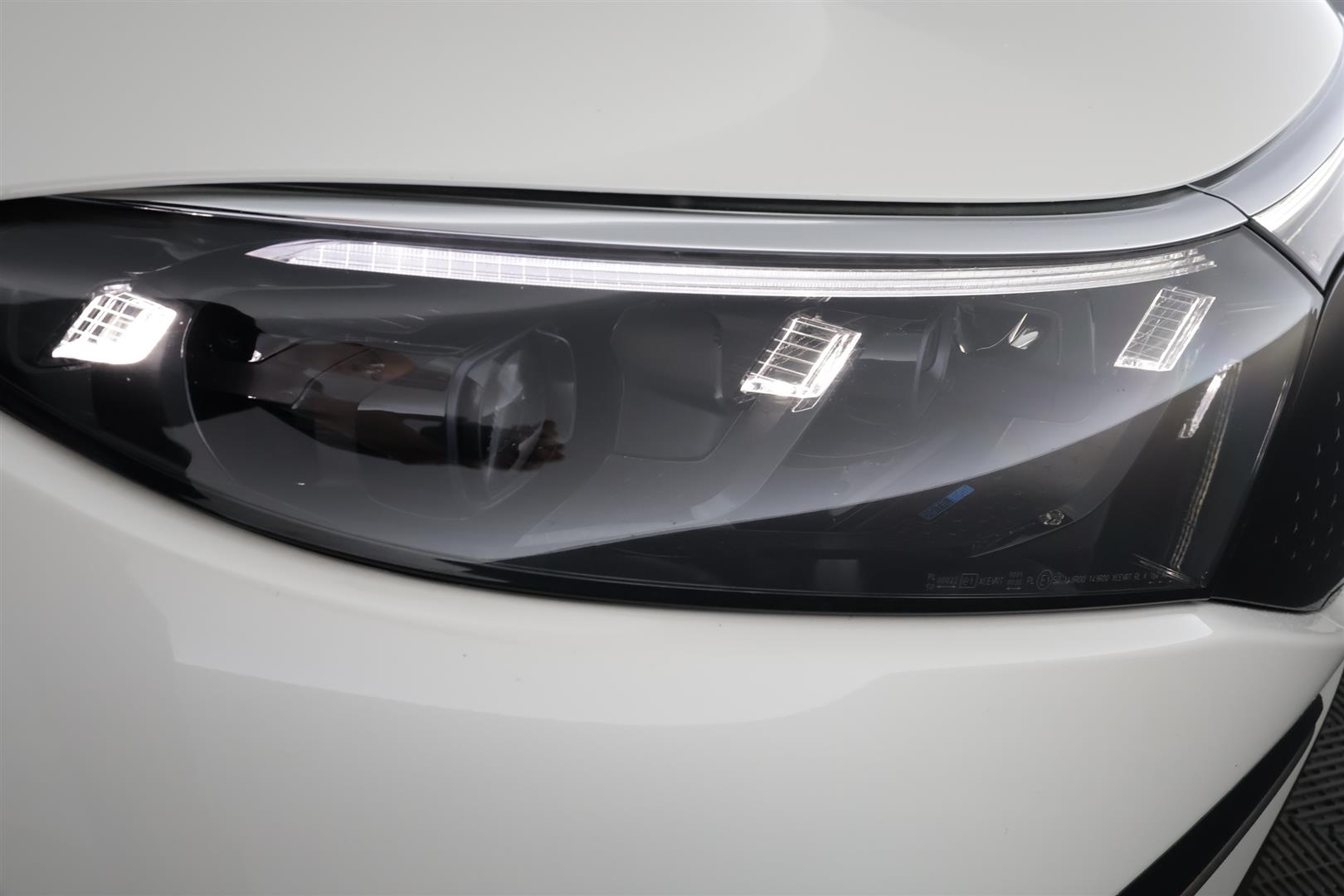 MERCEDES-BENZ EQS 2023