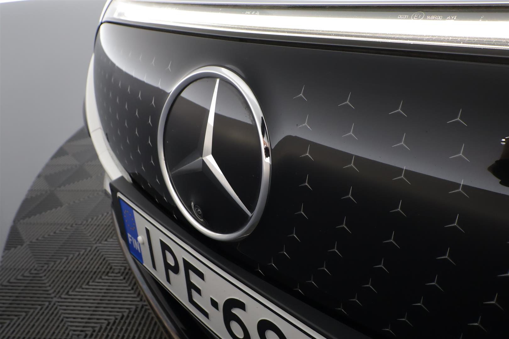 MERCEDES-BENZ EQS 2023
