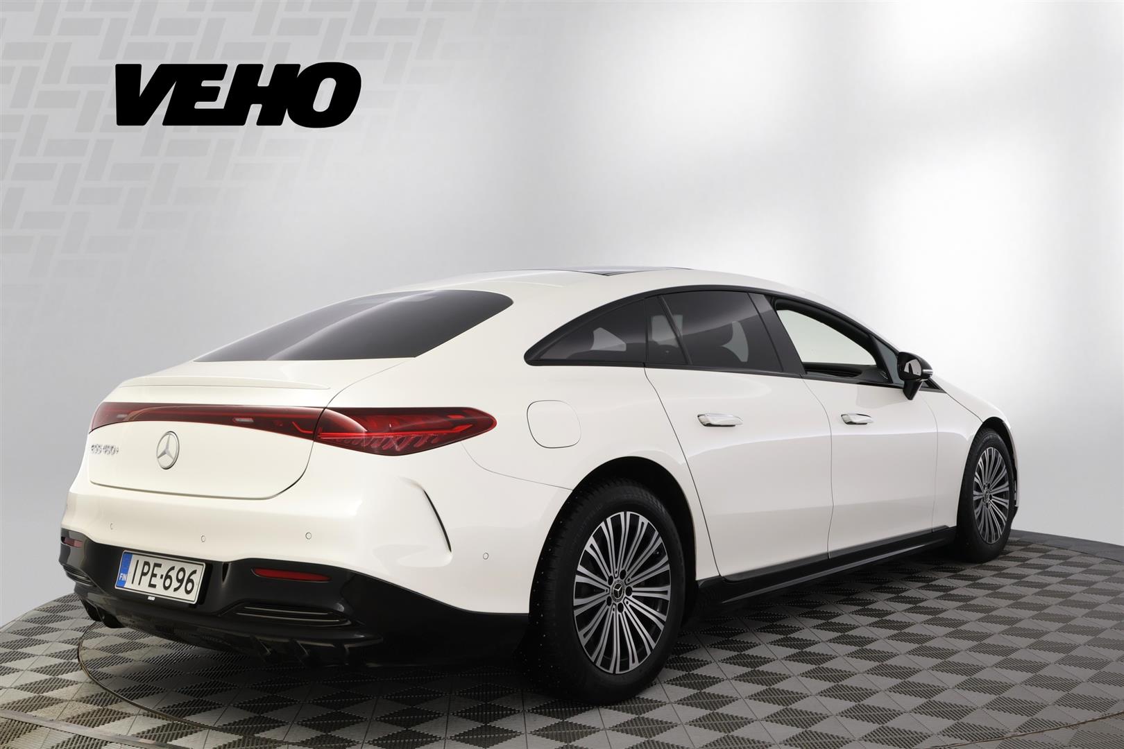 MERCEDES-BENZ EQS 2023