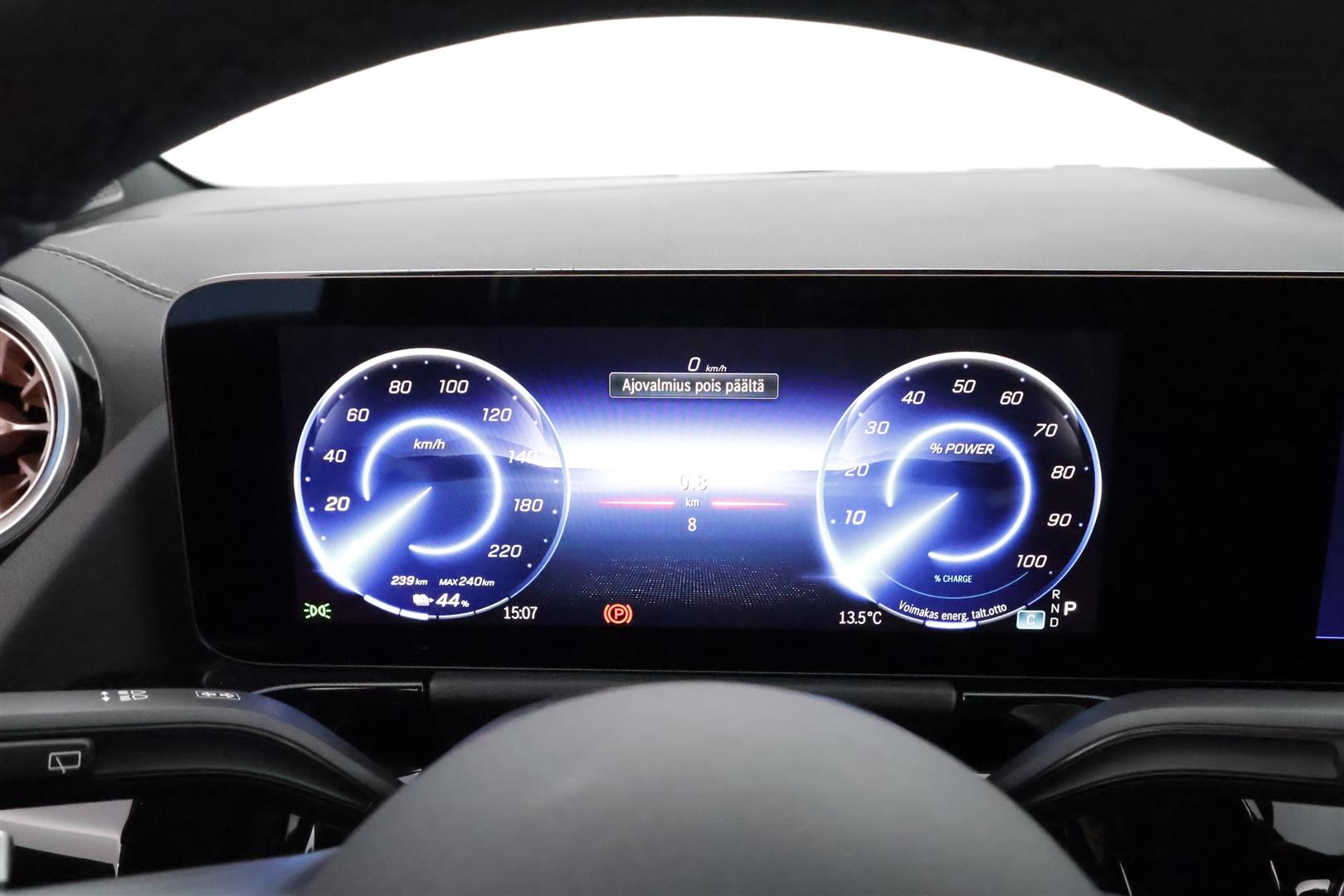 Mercedes-Benz EQA 2025