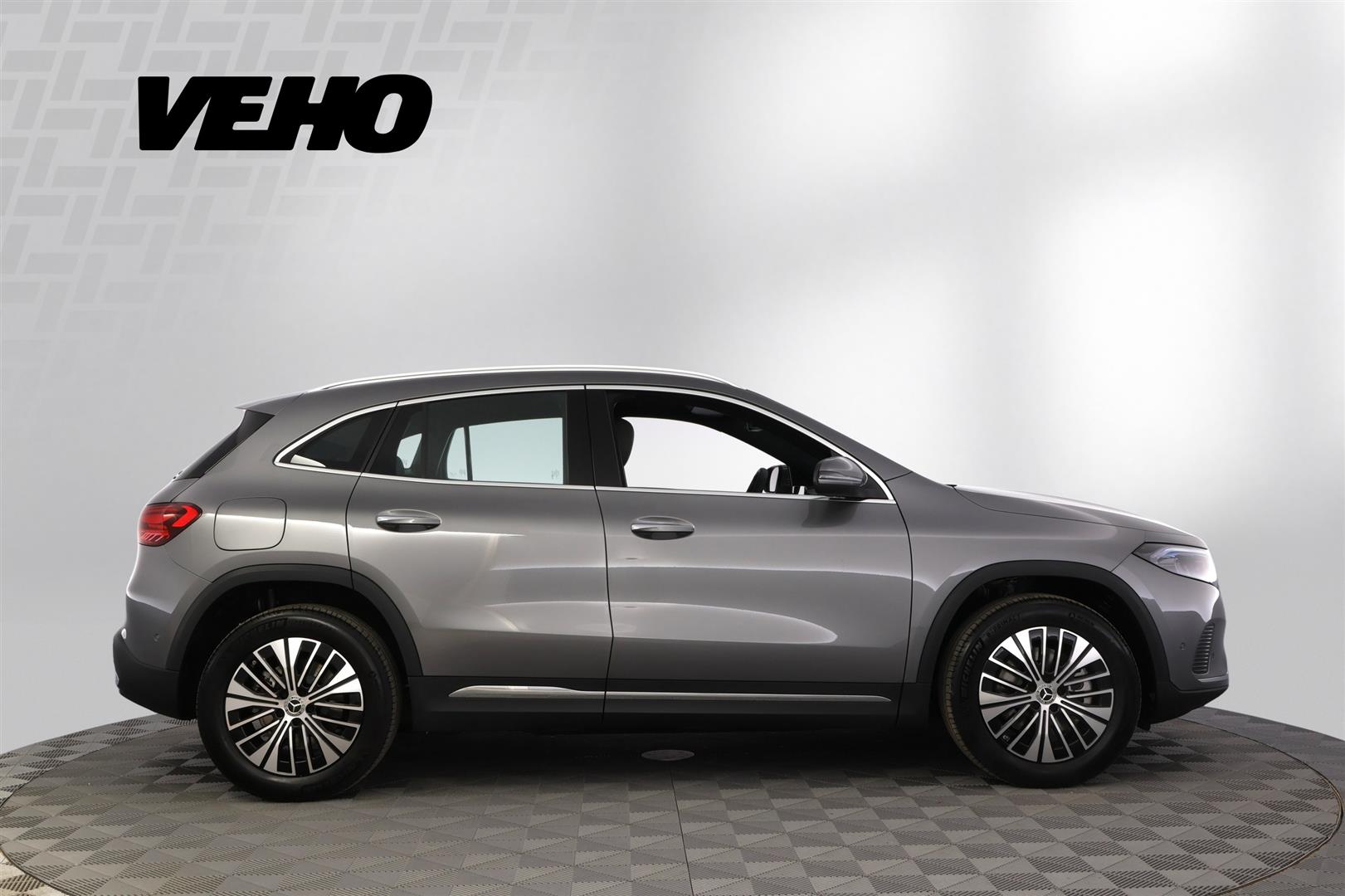 Mercedes-Benz EQA 2025