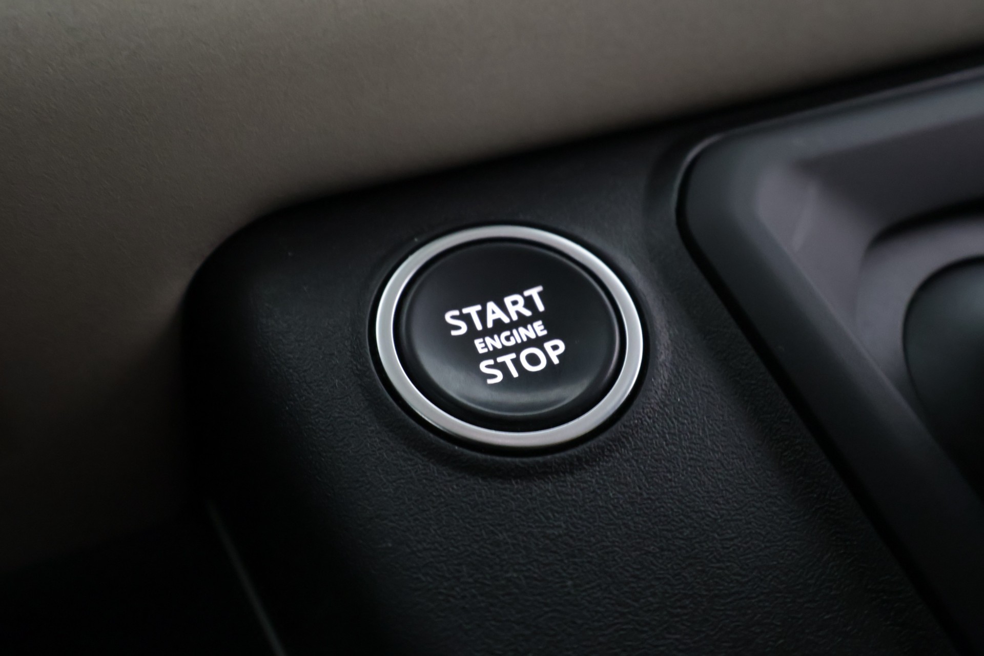 LAND ROVER Defender 2022
