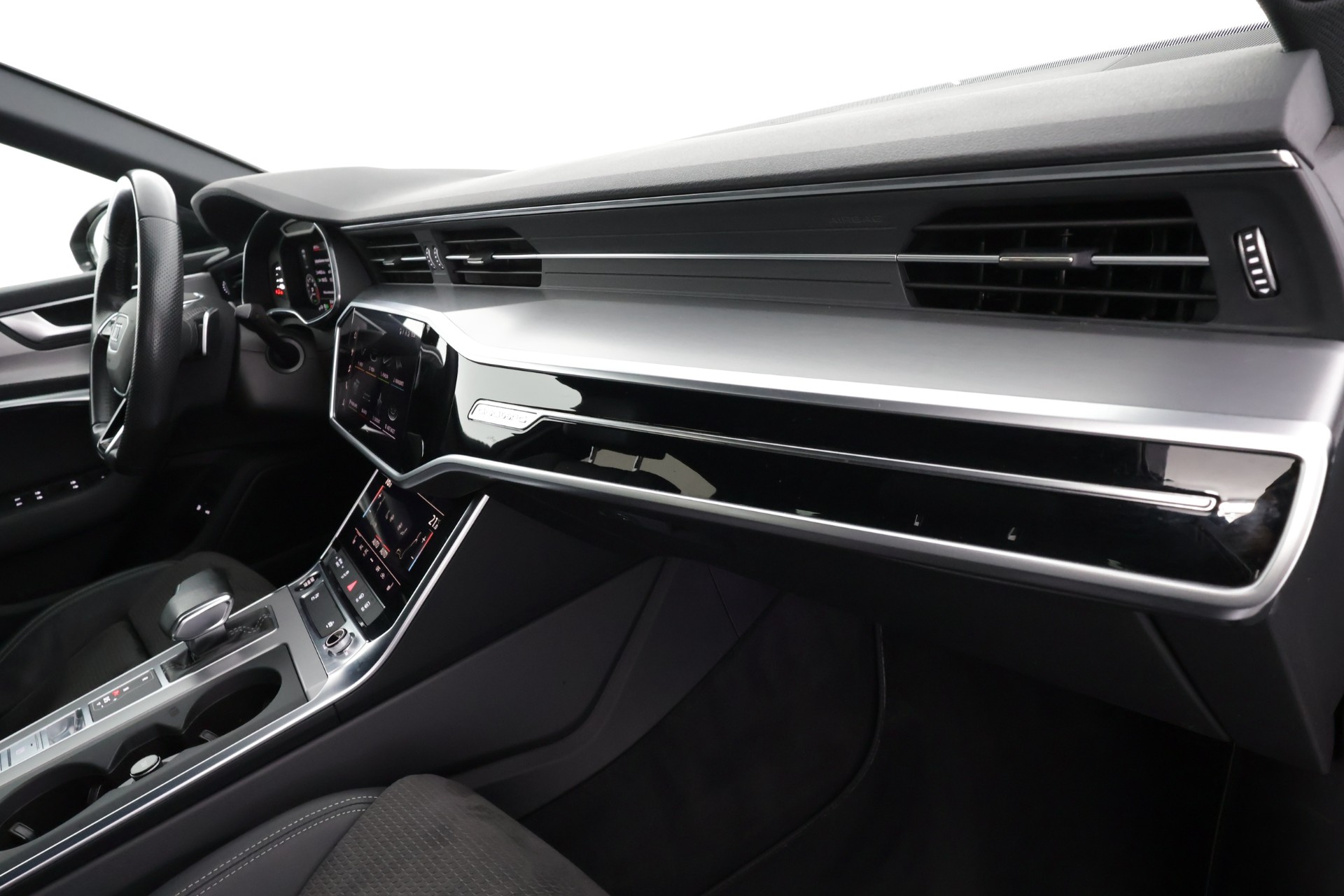 AUDI A6 2021
