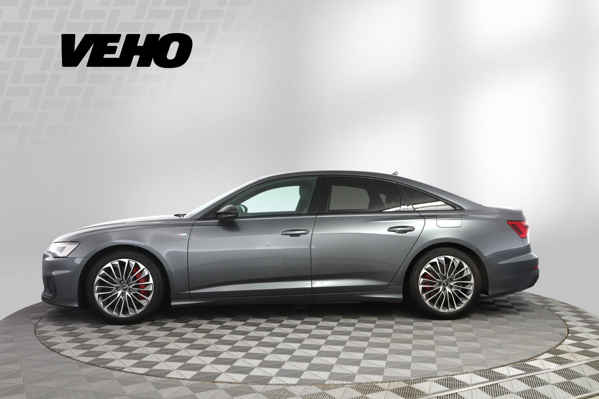 AUDI A6 2021