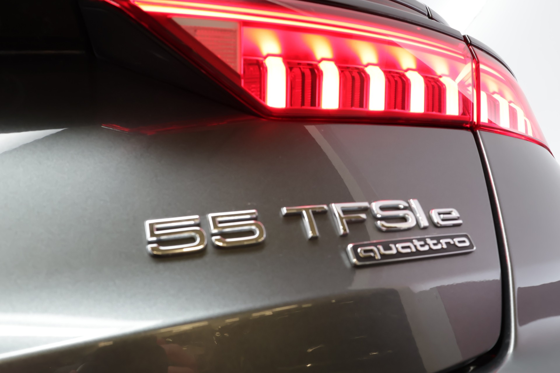 AUDI A6 2021