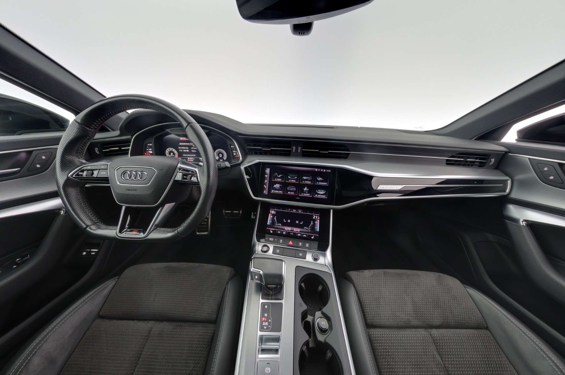 AUDI A6 2021