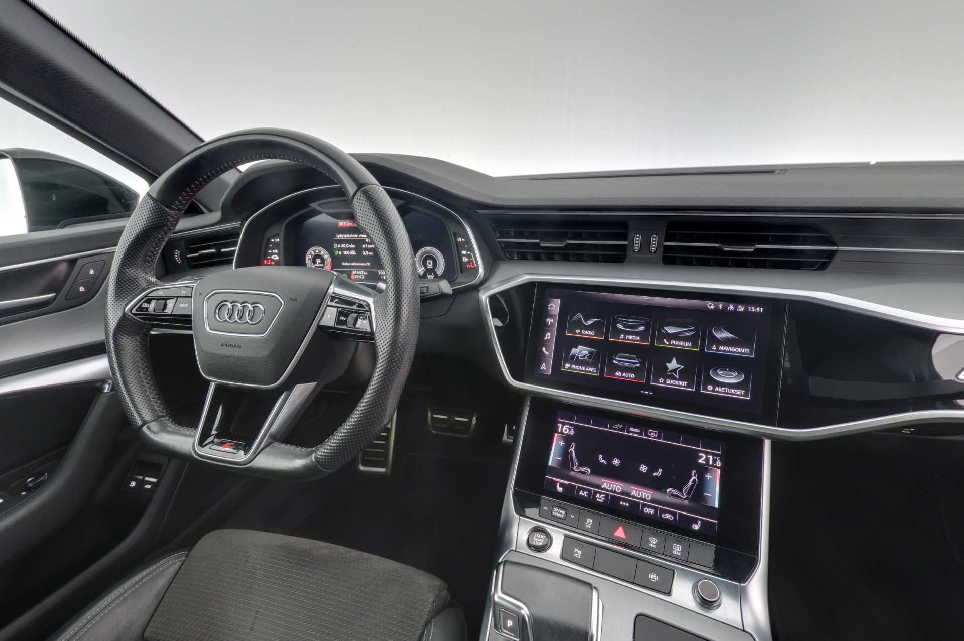 AUDI A6 2021