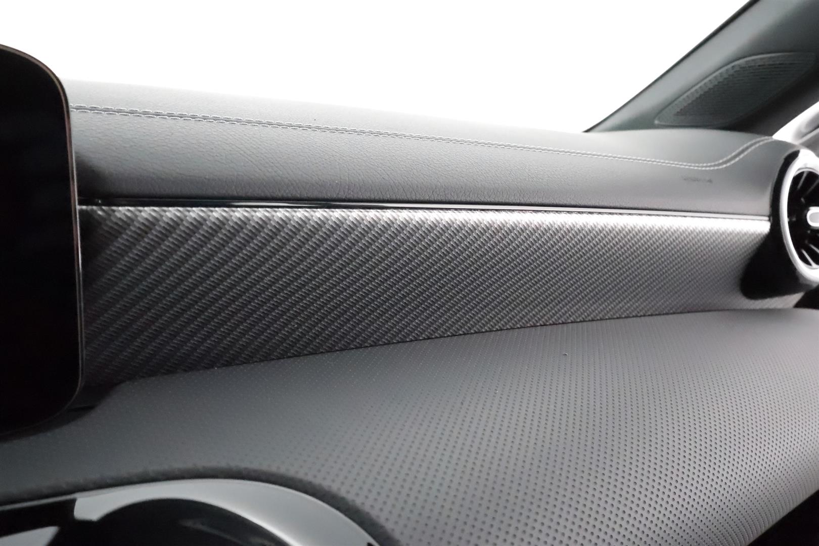 Mercedes-Benz CLA 2025