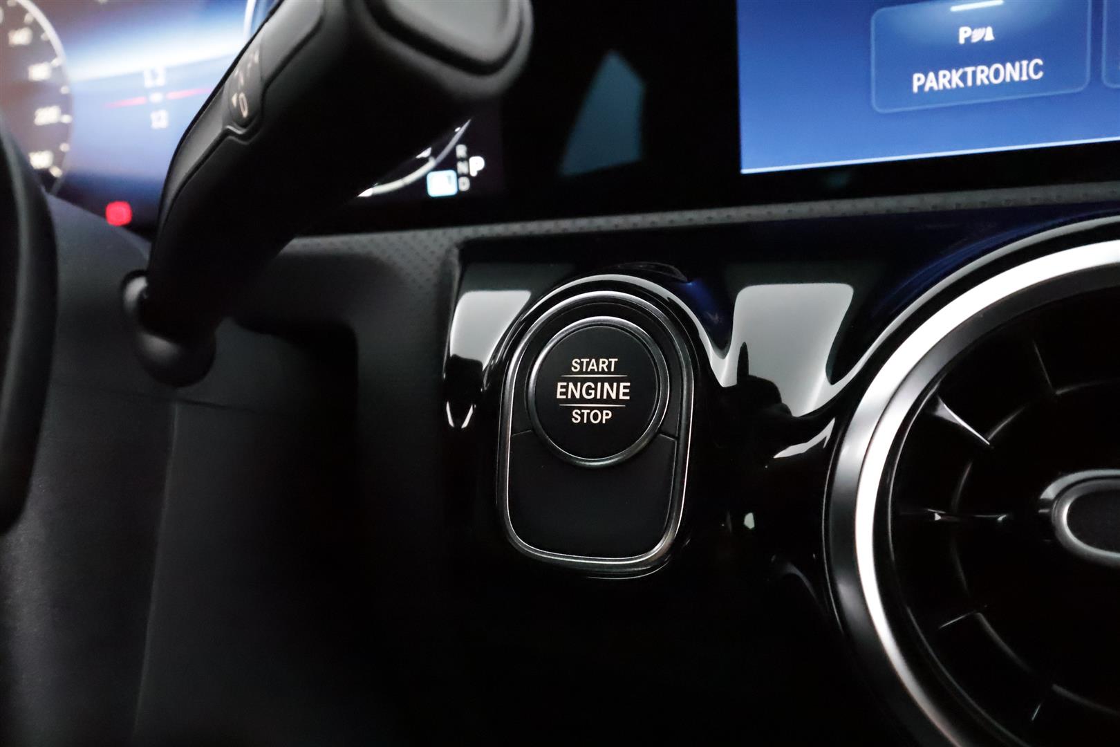 Mercedes-Benz CLA 2025