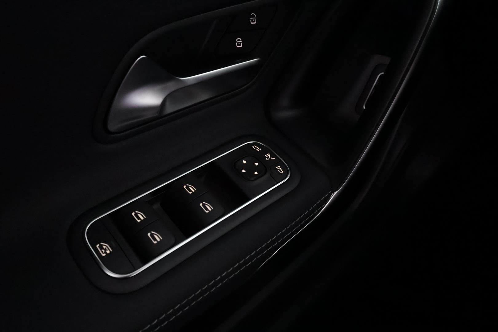 Mercedes-Benz CLA 2025