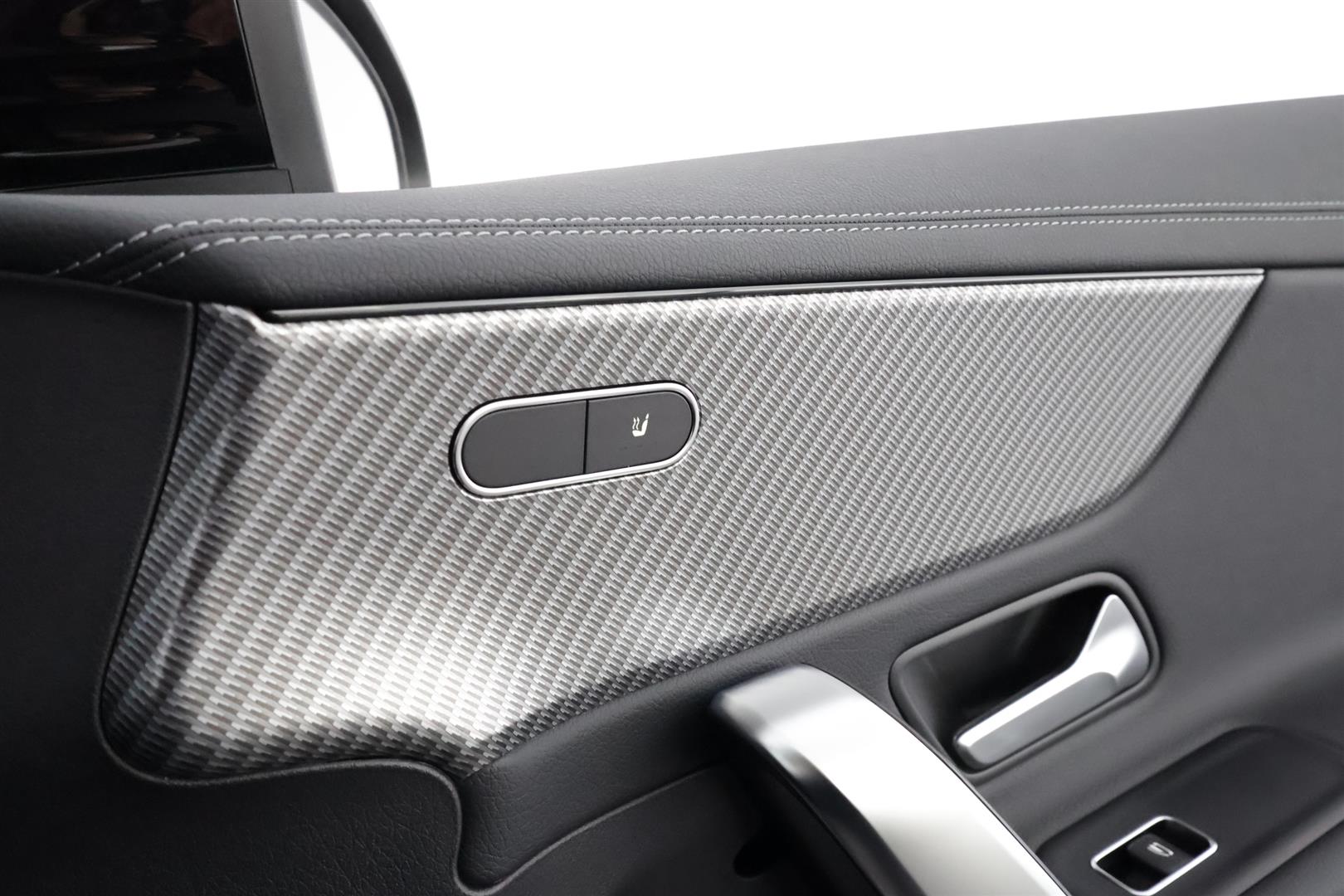 Mercedes-Benz CLA 2025