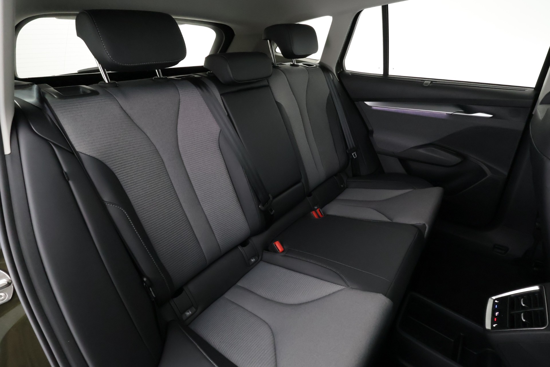 Skoda Enyaq 2025