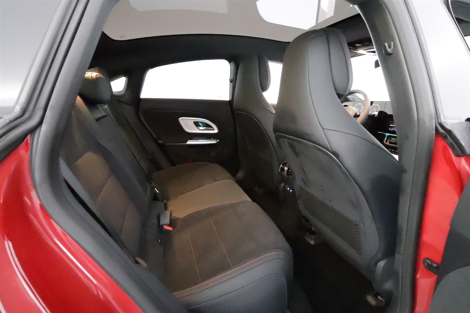 Mercedes-Benz CLA 2025