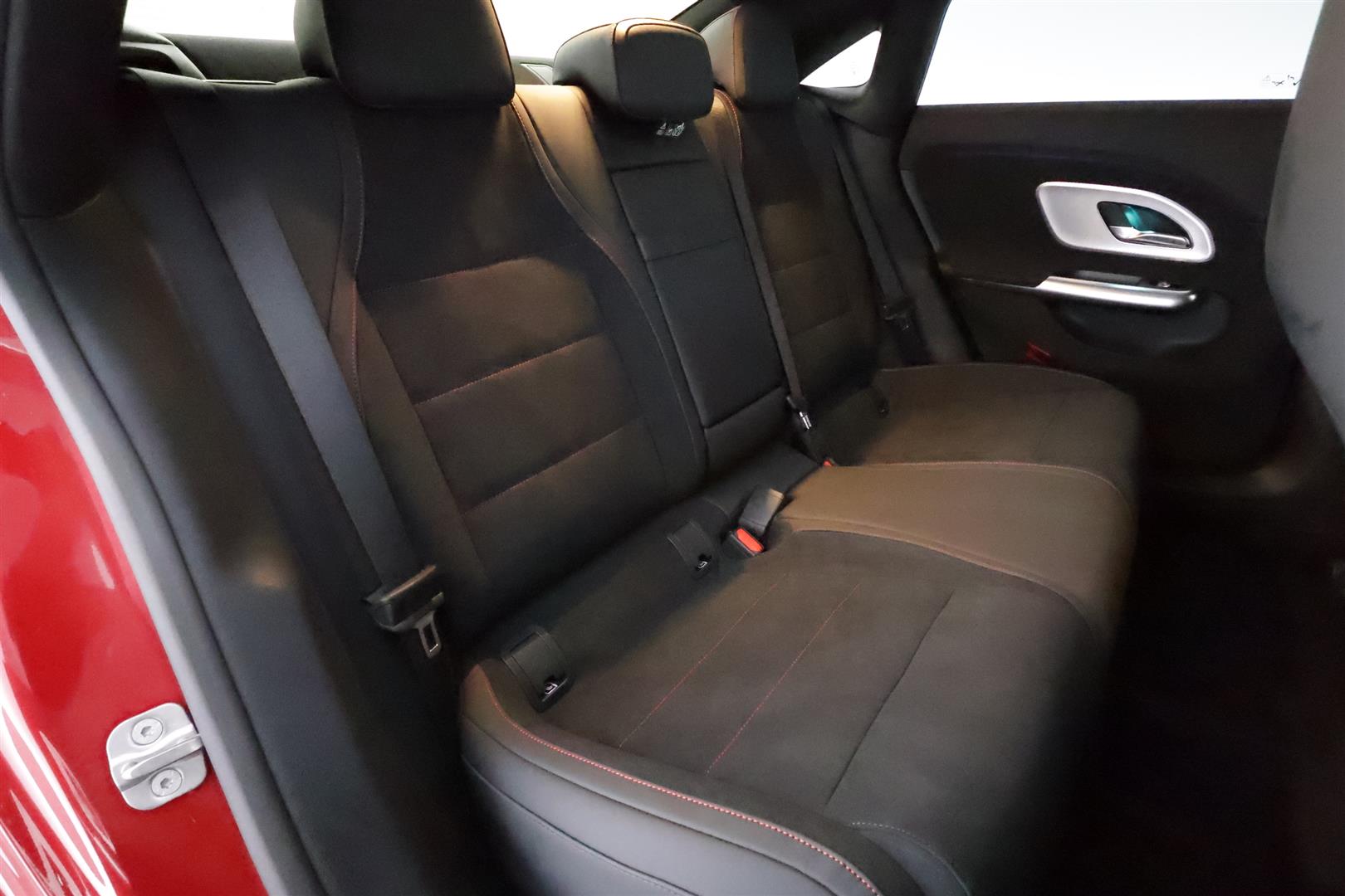 Mercedes-Benz CLA 2025