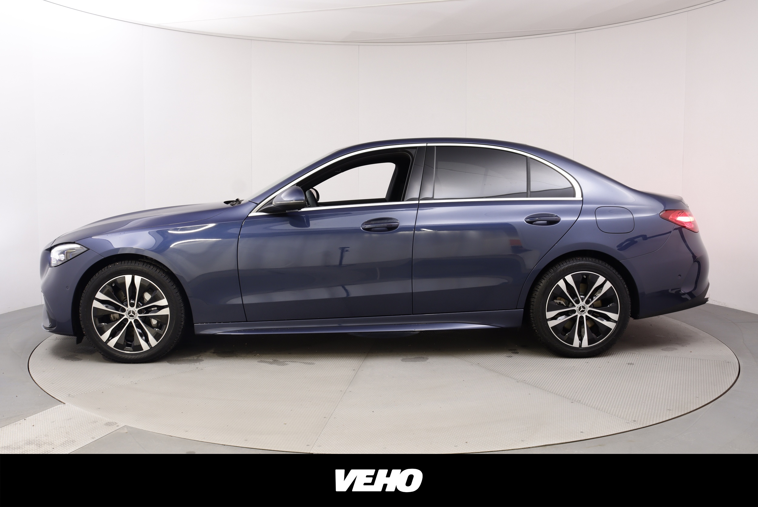 Mercedes-Benz C 2025