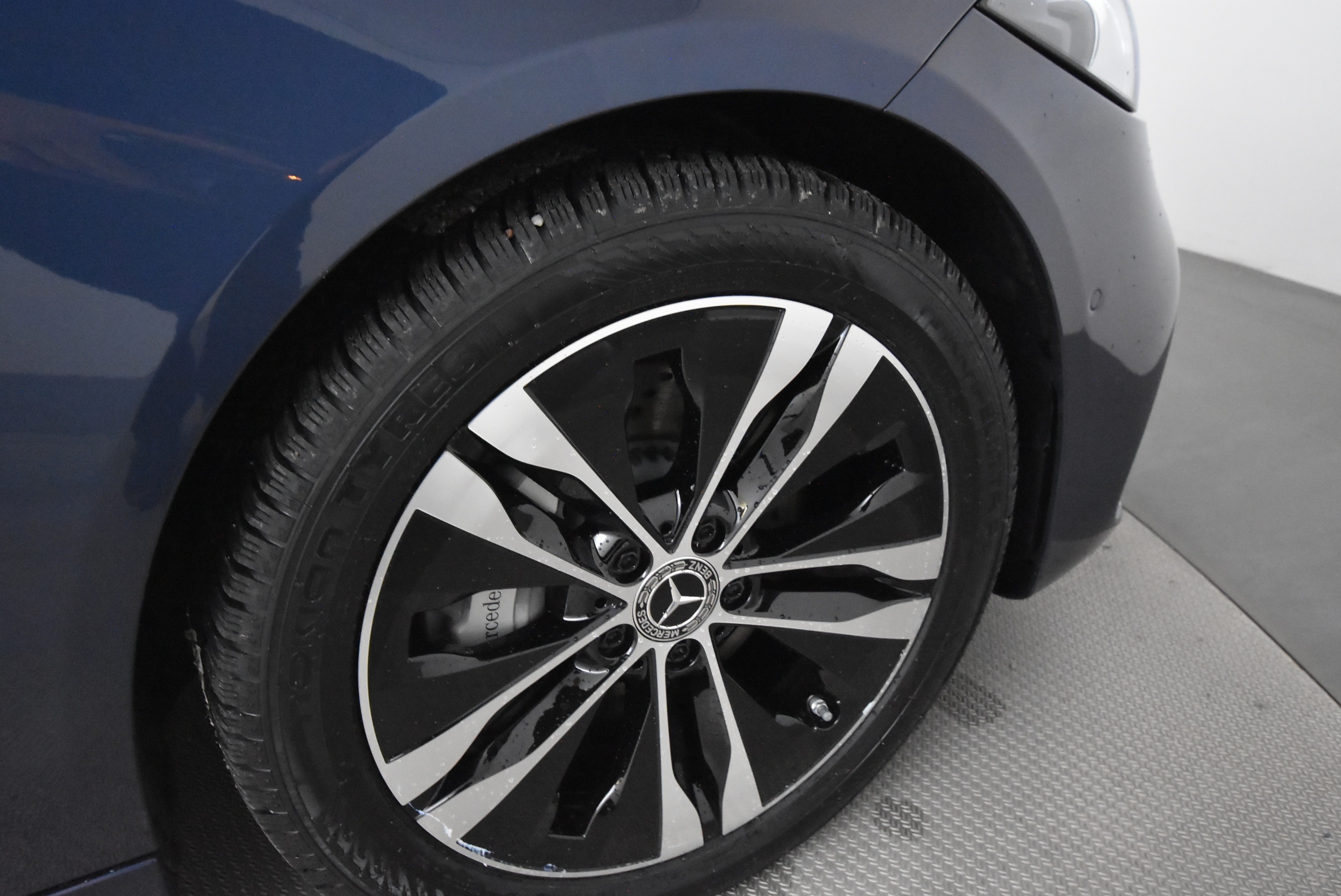 Mercedes-Benz C 2025