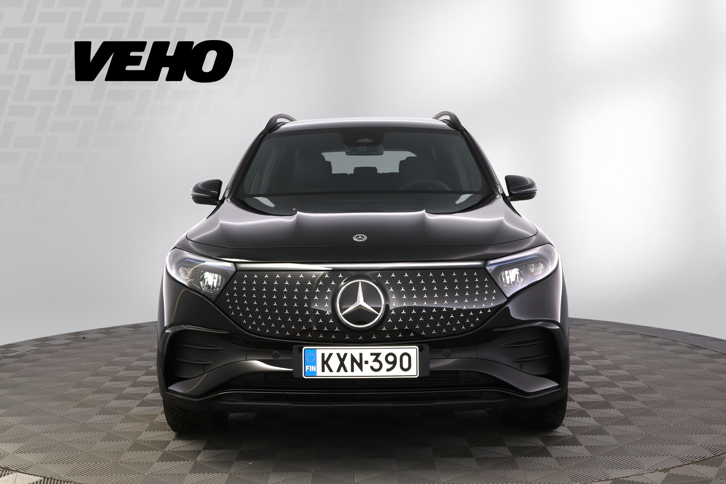 Mercedes-Benz EQB 2025