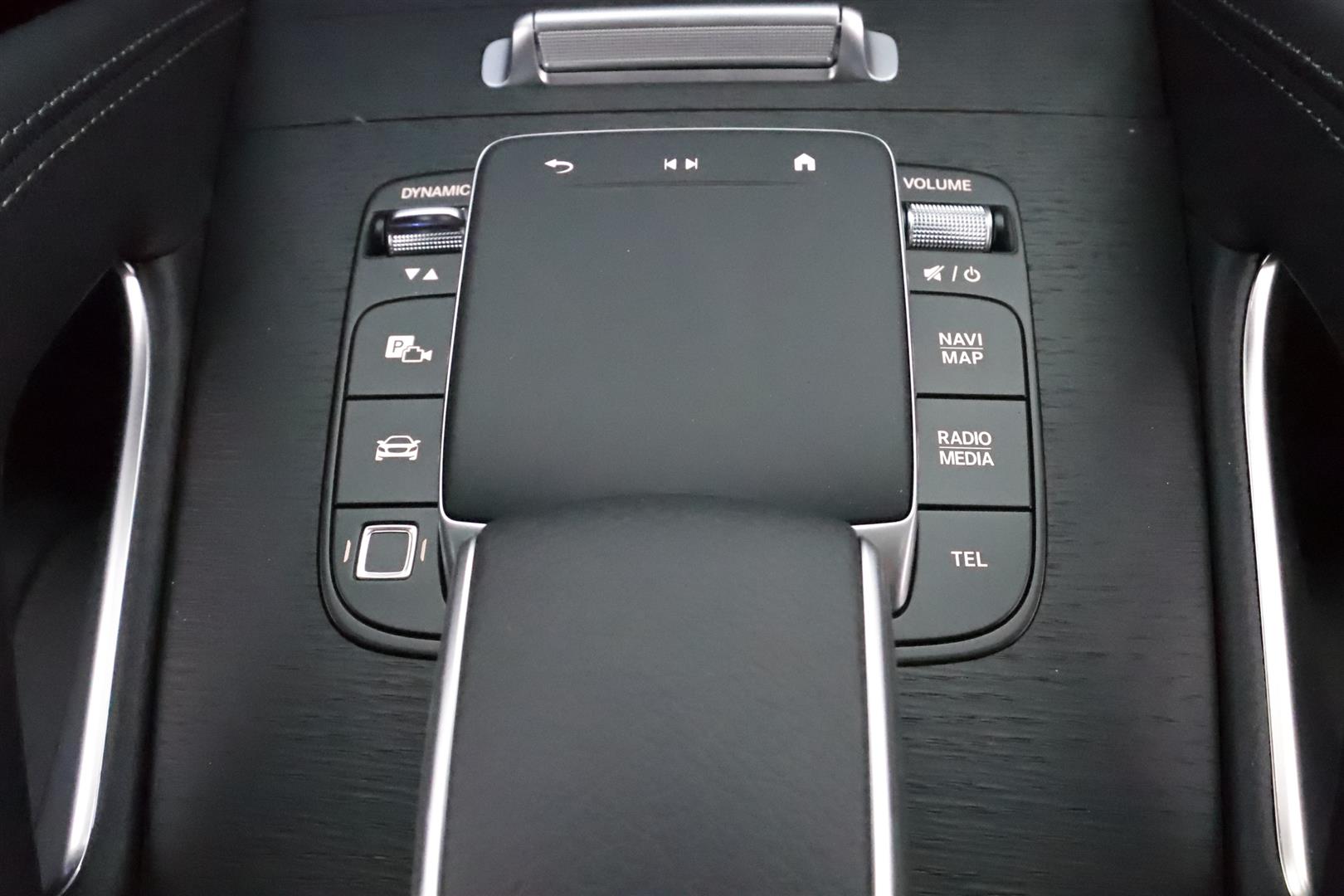 Mercedes-Benz GLE 2025