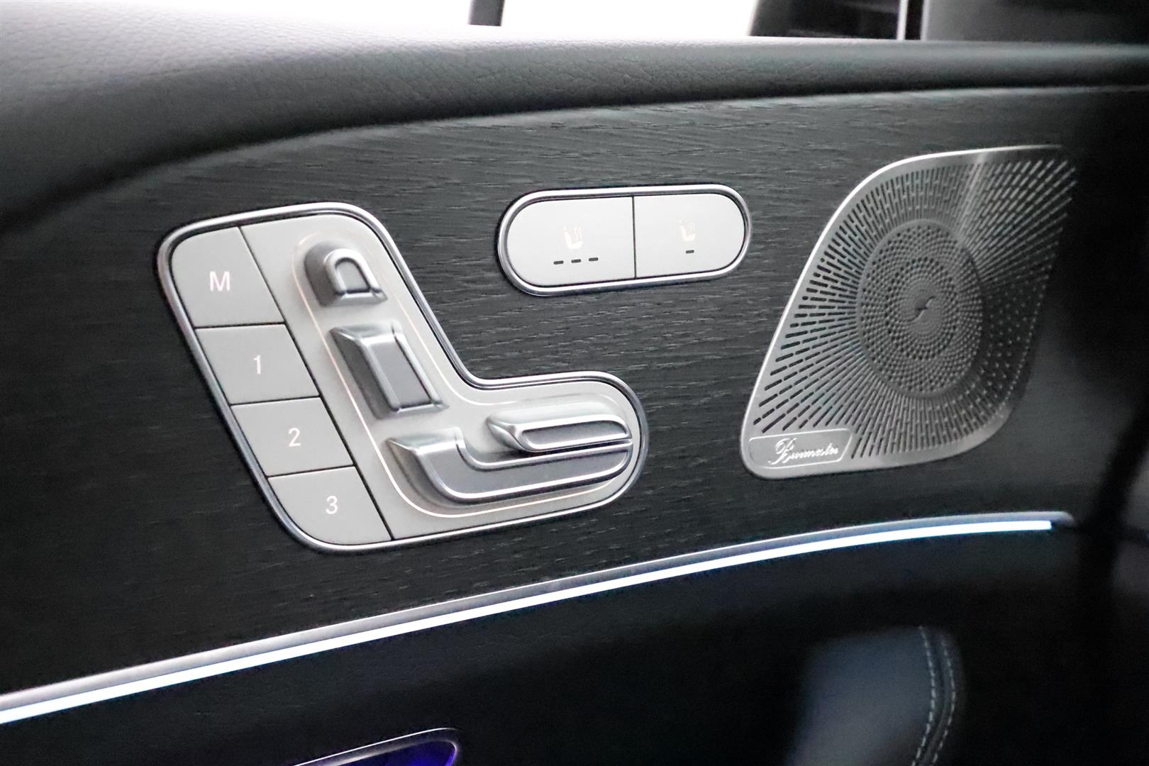 Mercedes-Benz GLE 2025