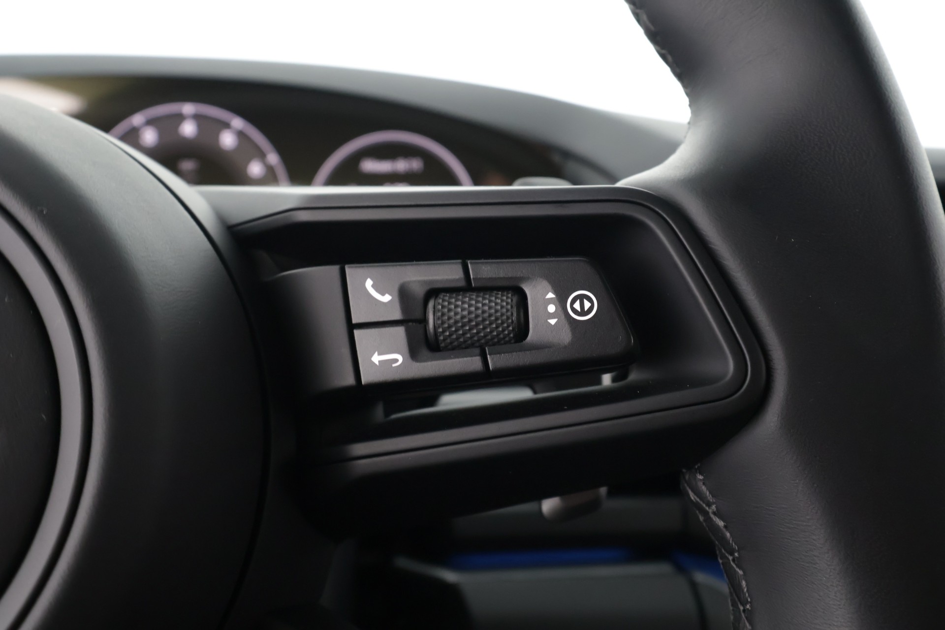 Porsche Panamera 2025