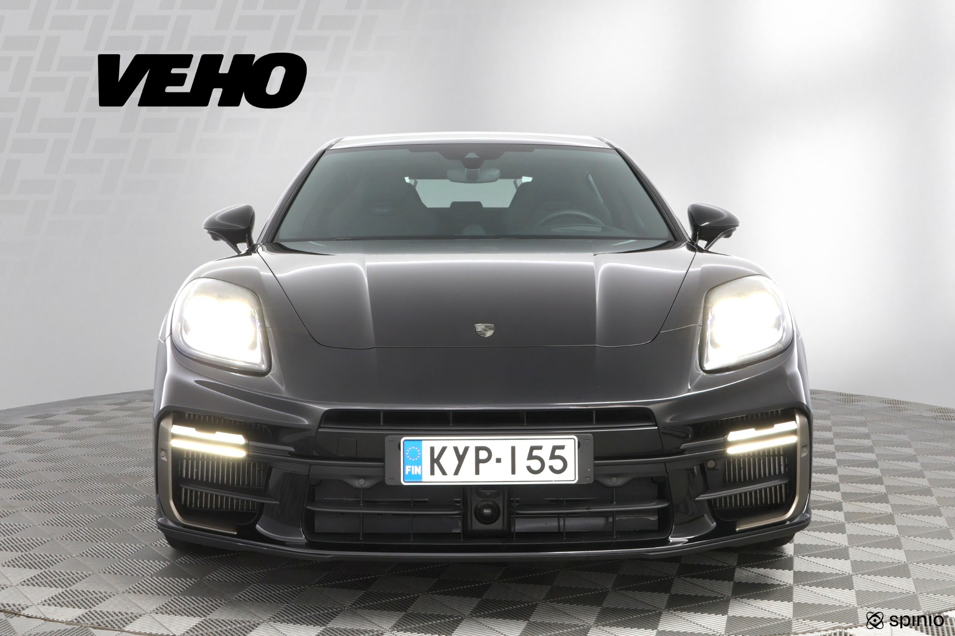 Porsche Panamera 2025