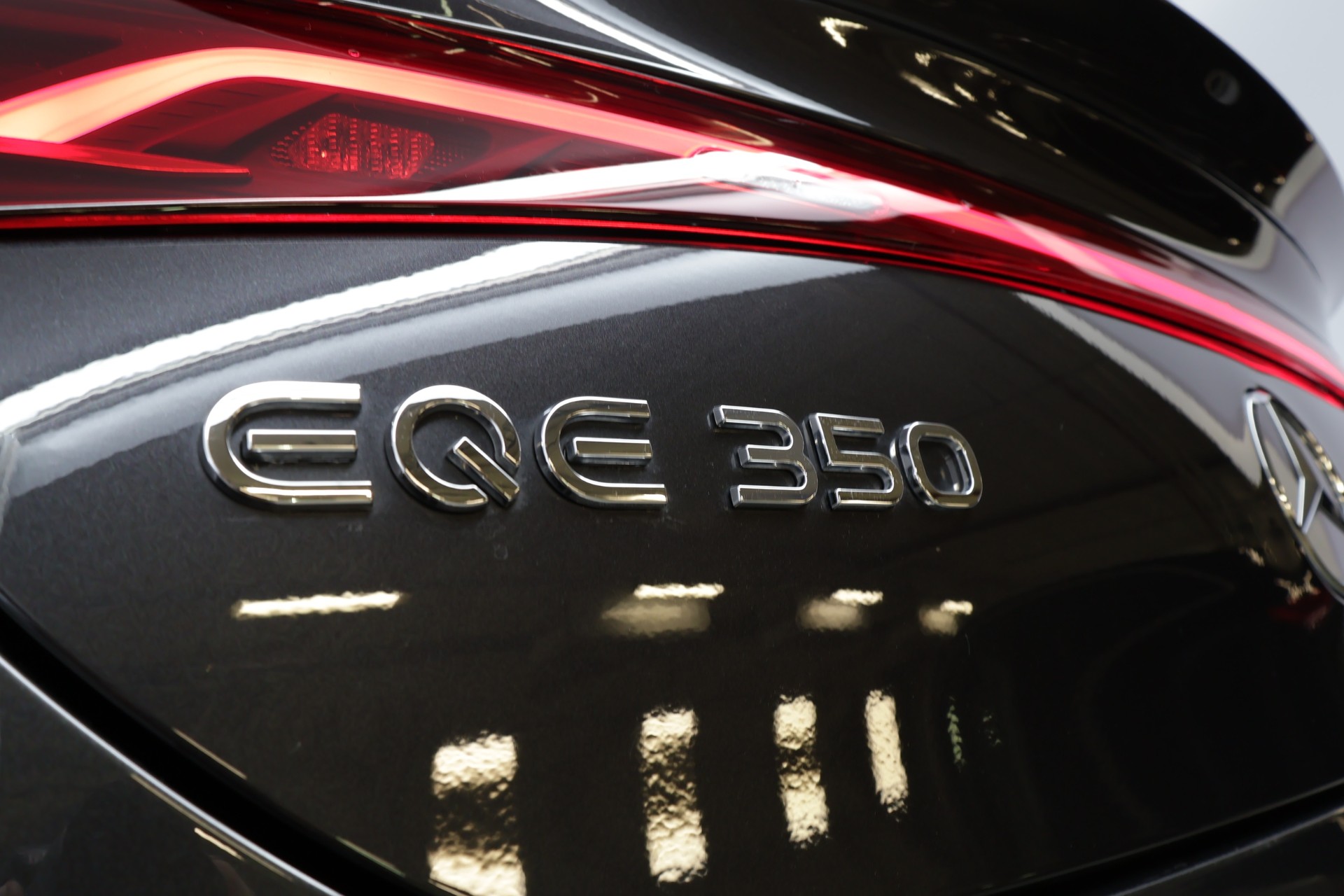 Mercedes-Benz EQE 2025