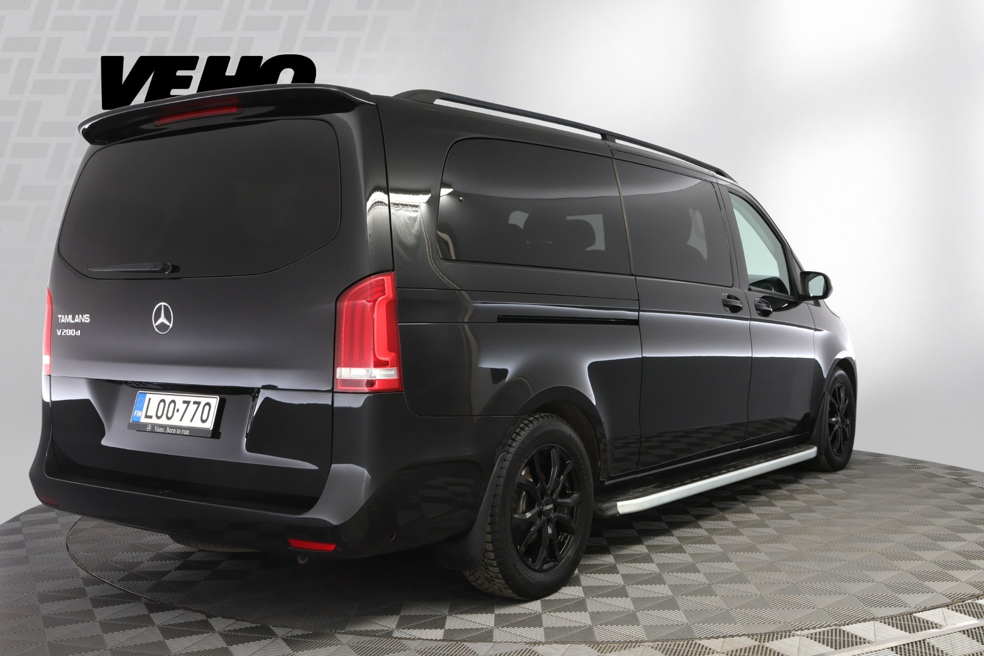 MERCEDES-BENZ V 2018