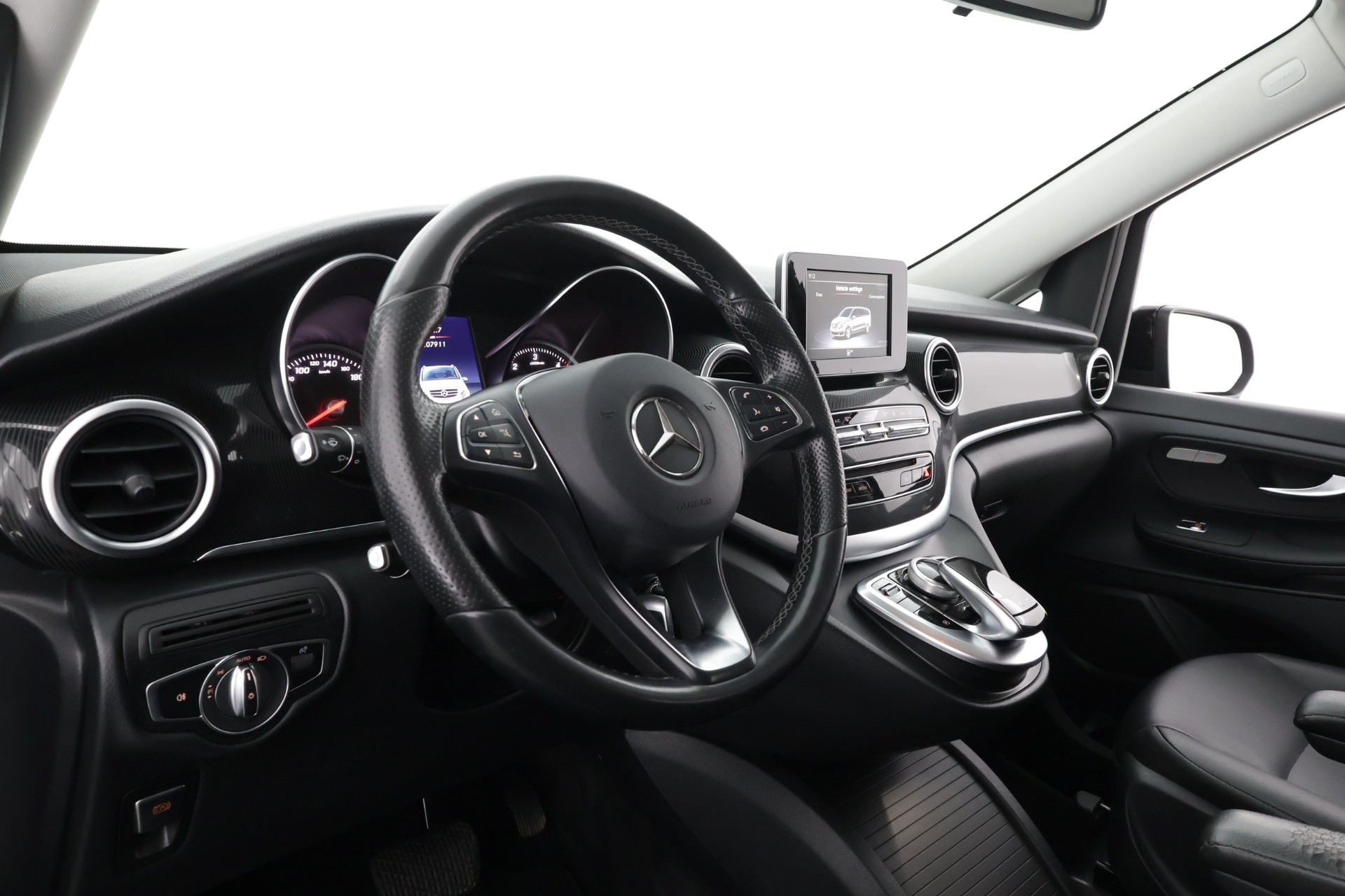 MERCEDES-BENZ V 2018