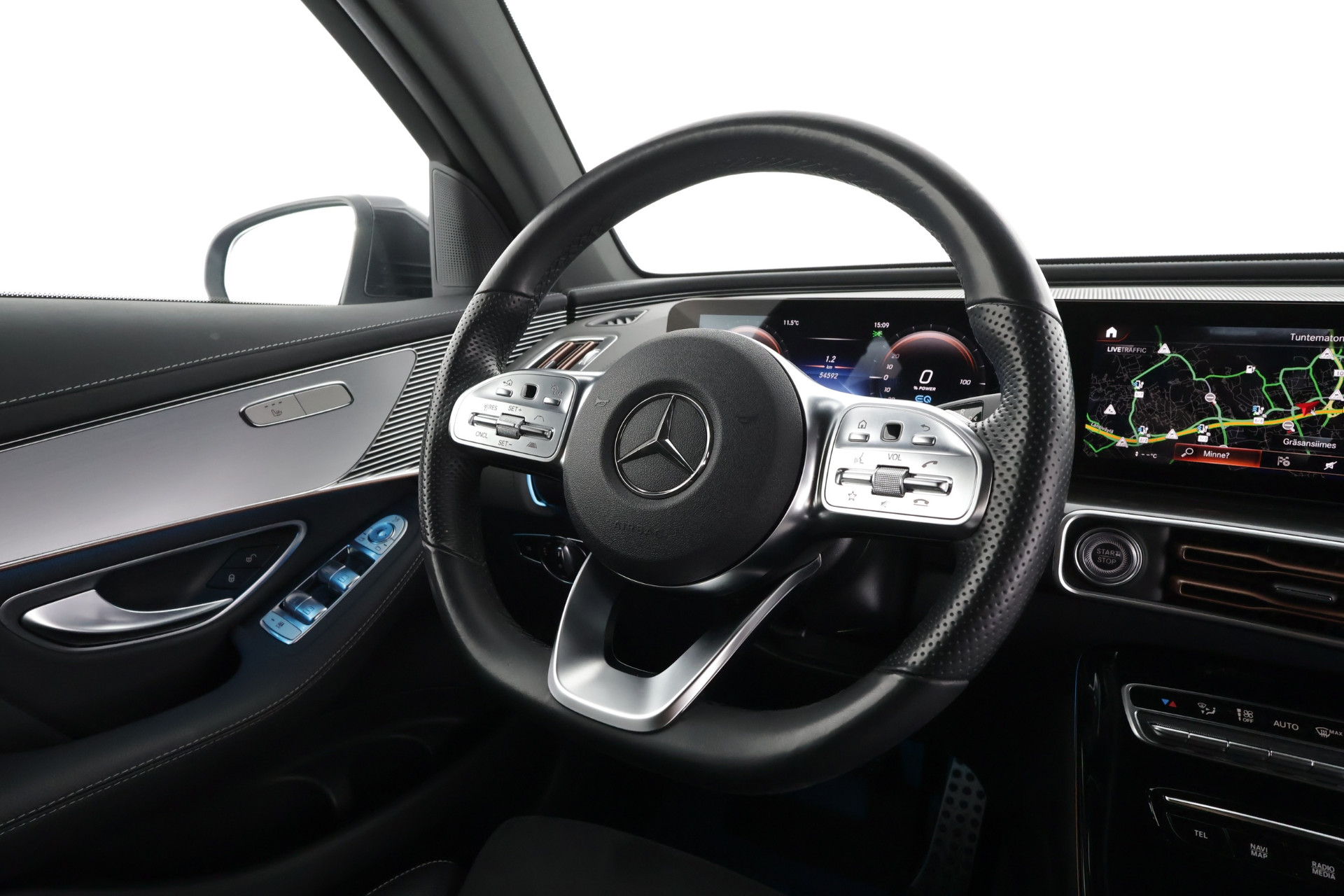 Mercedes-Benz EQC 2021