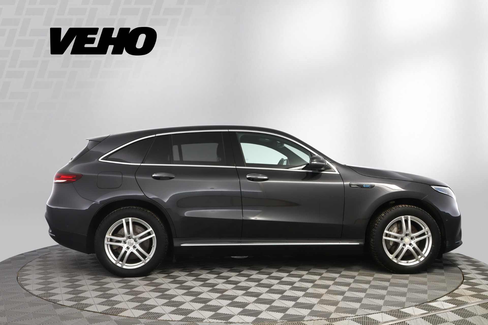 Mercedes-Benz EQC 2021