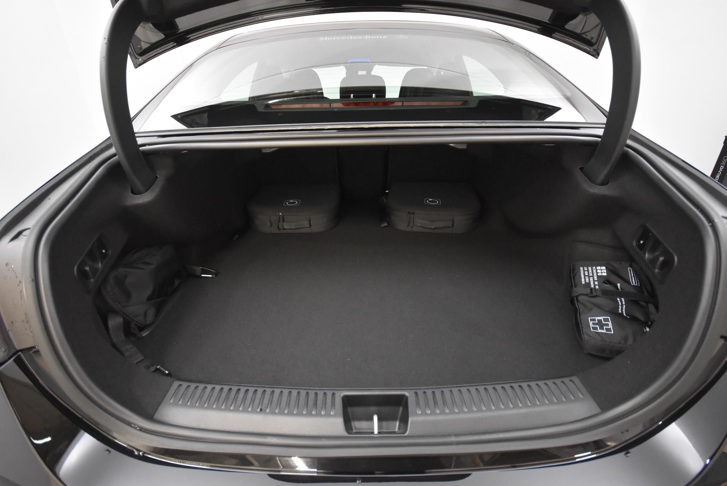 Mercedes-Benz E 2025