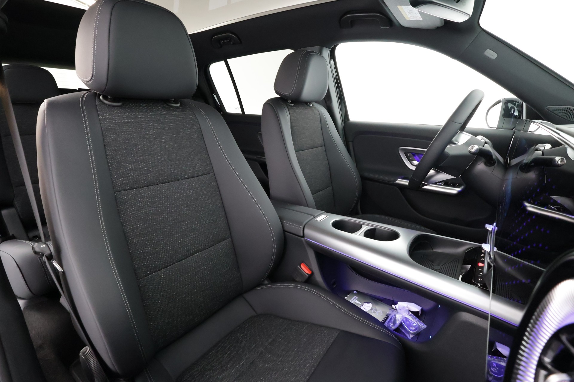 Mercedes-Benz GLB 2026
