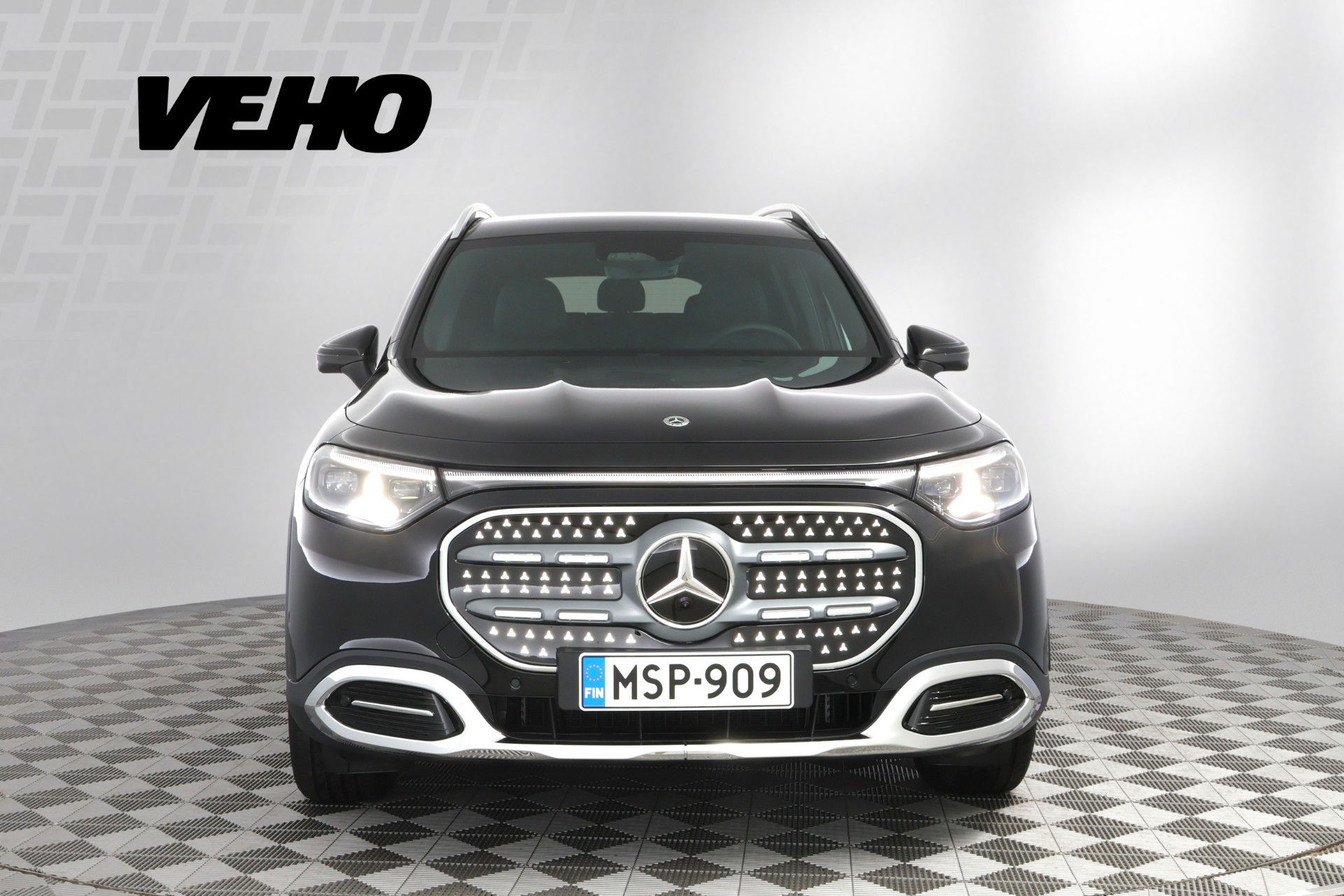 Mercedes-Benz GLB 2026