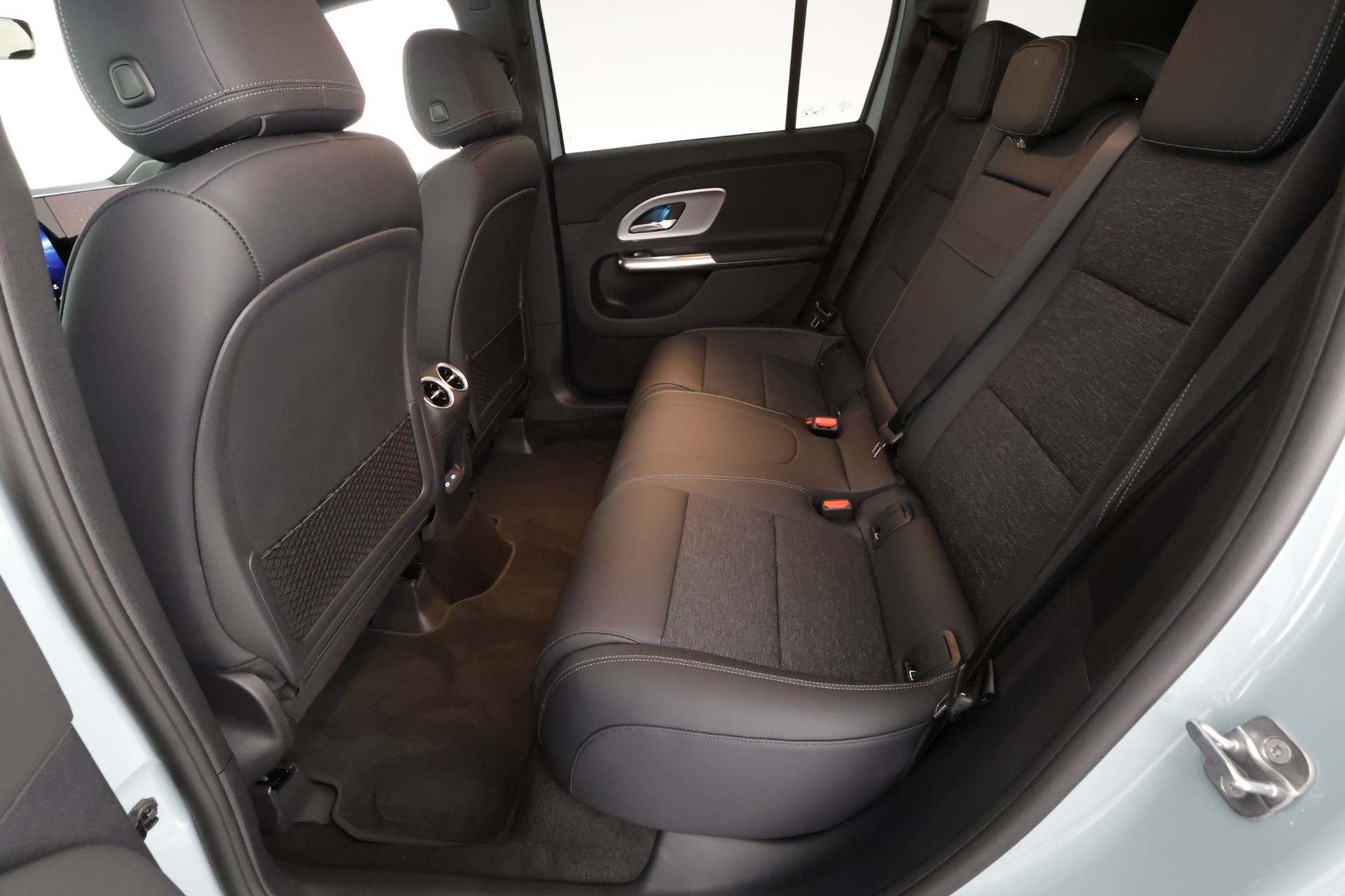 Mercedes-Benz GLB 2026