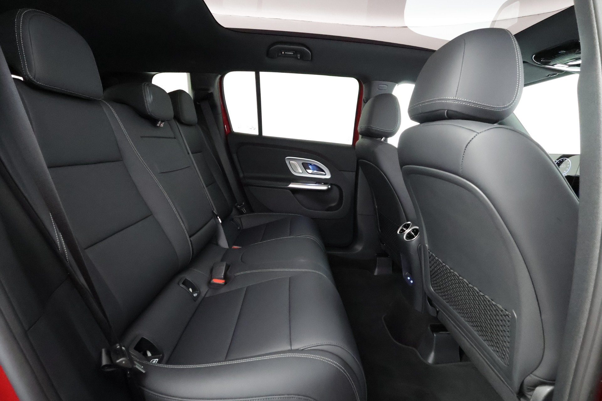 Mercedes-Benz GLB 2026