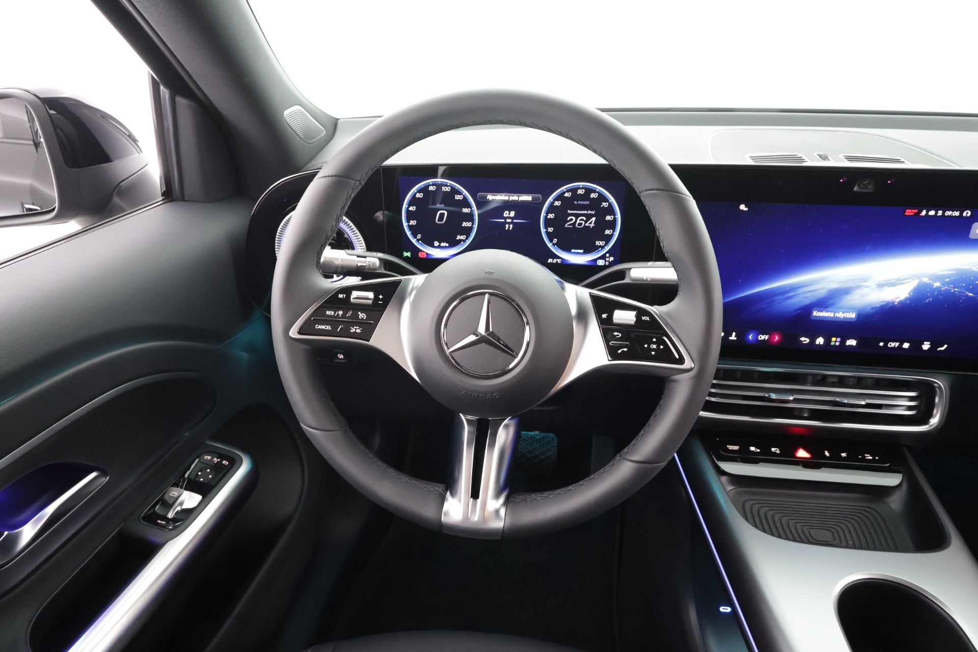 Mercedes-Benz GLB 2026