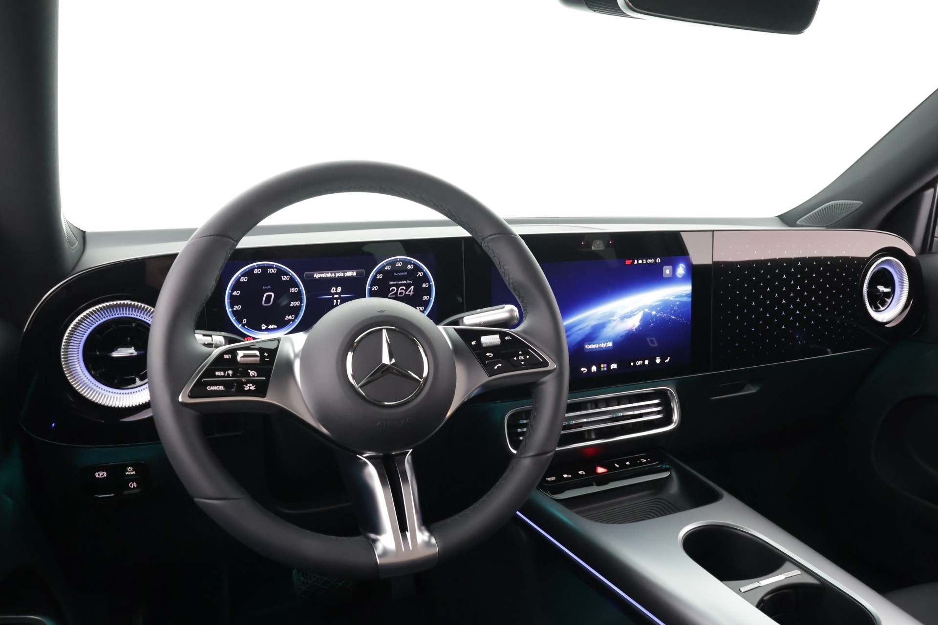 Mercedes-Benz GLB 2026