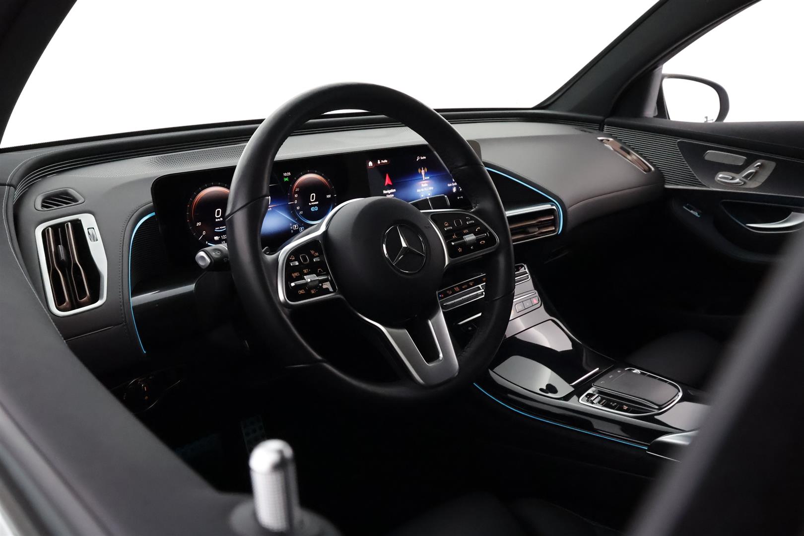 MERCEDES-BENZ EQC 2020