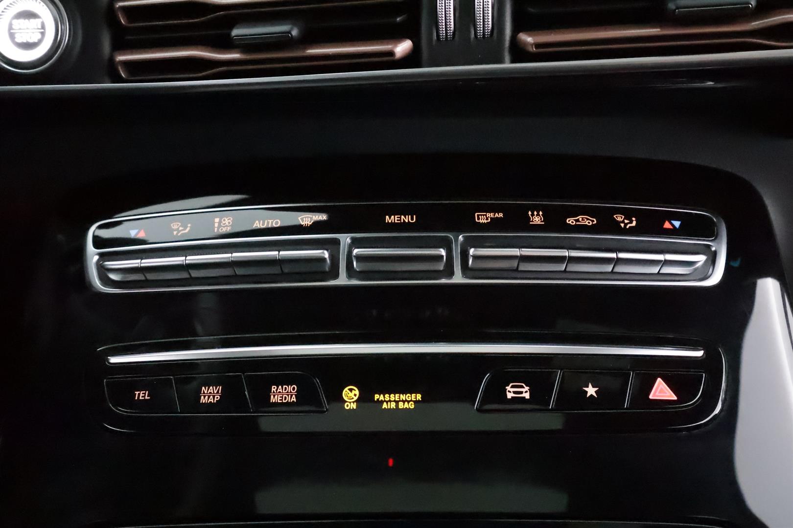 MERCEDES-BENZ EQC 2020