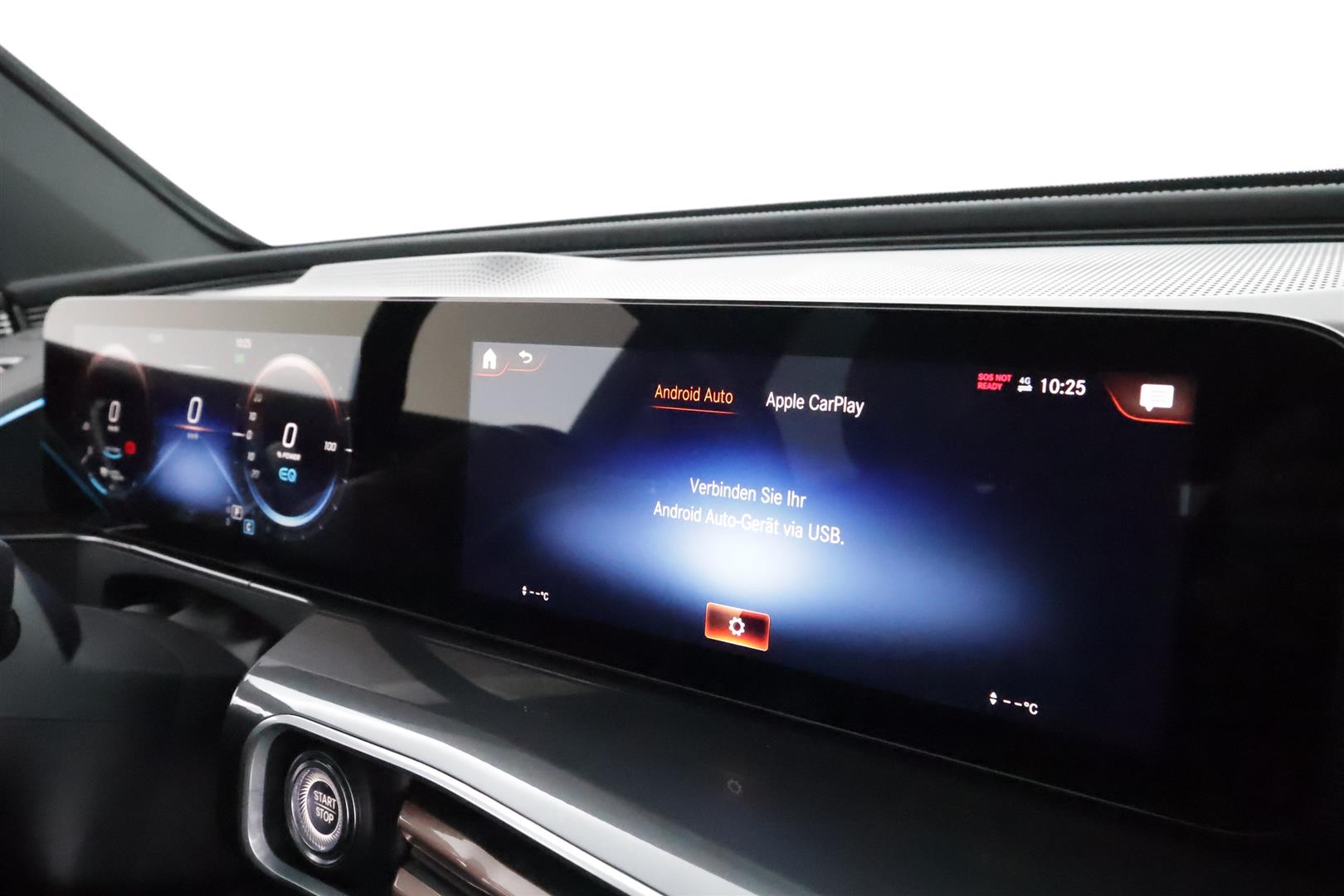 MERCEDES-BENZ EQC 2020